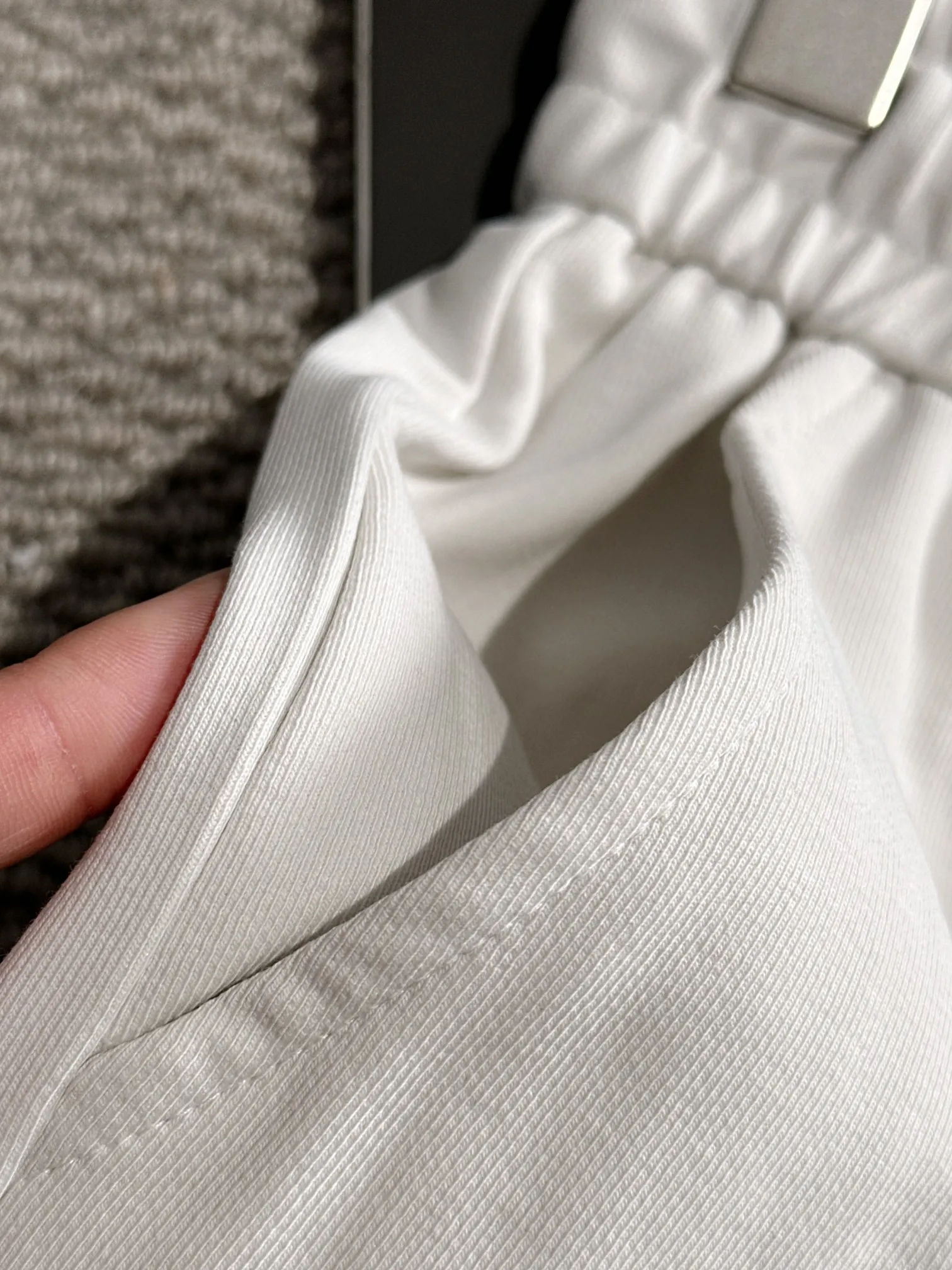 🅿️380 next day shipping Dior 2025 spring and summer new elastic band casual pants, thin counter custom fabrics, high breathability and comfort, impeccable details, brand element design concept, reflecting high quality. It feels delicate and soft! It presents a casual cut and the upper body shape is great! Size: M-4XL