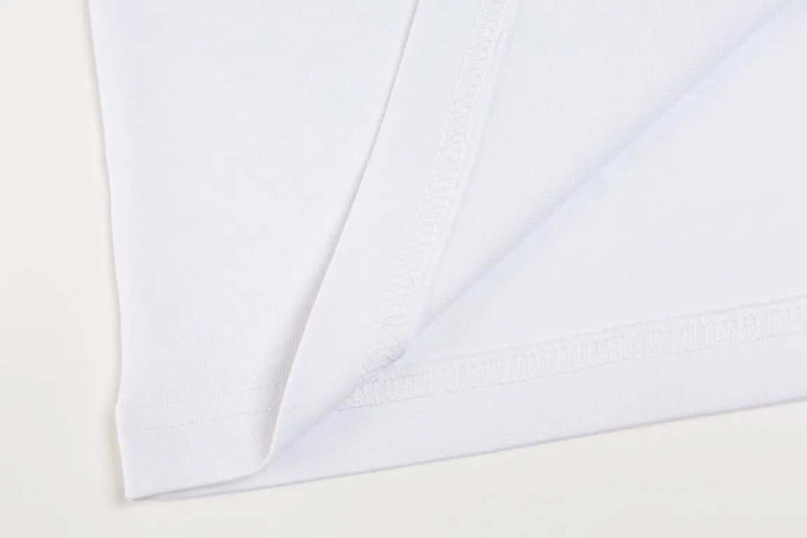🅿️180 High-quality DIOR/Dior's new flocked specimen letter short-sleeved T-shirt uses flocking technology. Pure cotton double yarn fabric, loose version, complete set of accessories. The fabric is soft and thick. Complete with three labels, same size for men and women. Size xs s m l