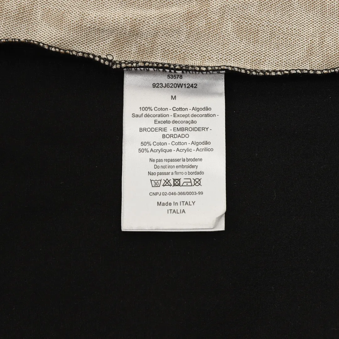 🅿️580 Dior/Dior 25Fw Contrast color splicing presbyopic letter all-print suit zipper jacket - The custom counter is consistent with the original knitted jacquard fabric - The fabric is washable and wear-resistant and does not deform - The presbyopic letters Dior are all 1:1 symmetrical - The custom counter is consistent with the original three standards and complete - The zippers are all customized original Dior hardware zippers - The zipper does not fade or get stuck - Color: khaki Best paired with matching trousers! ! Size:S-XL