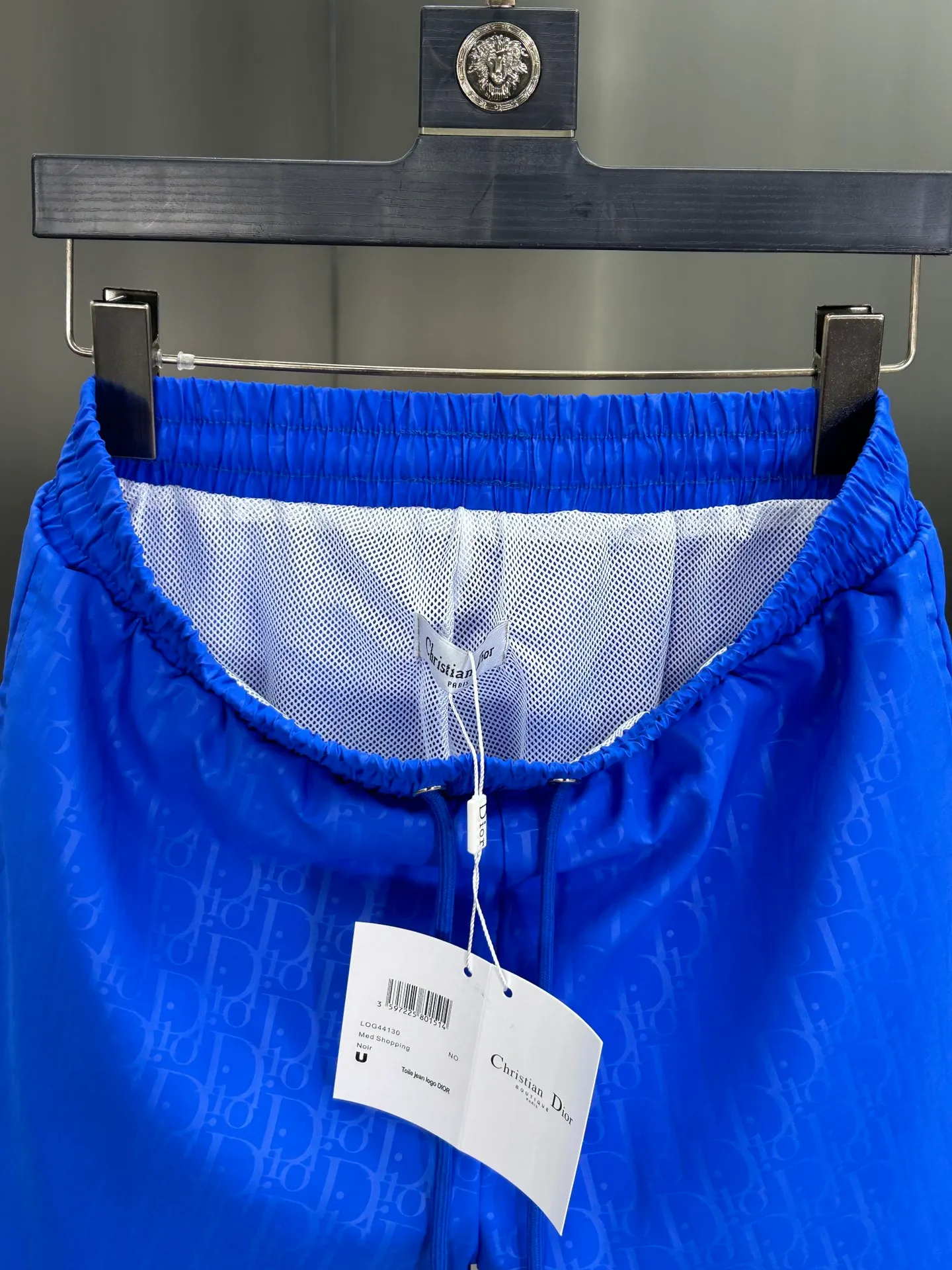 🅿️160 DIOR 2025 spring and summer new beach shorts, five-point shorts! Synchronized with the official website. Original 1-1 replica, fine workmanship, original hardware, selected high-quality polyester fiber fabric, delicate feel, a must-have item for summer, super handsome upper body effect, super real shooting, close contact with texture! Size: M-3XL