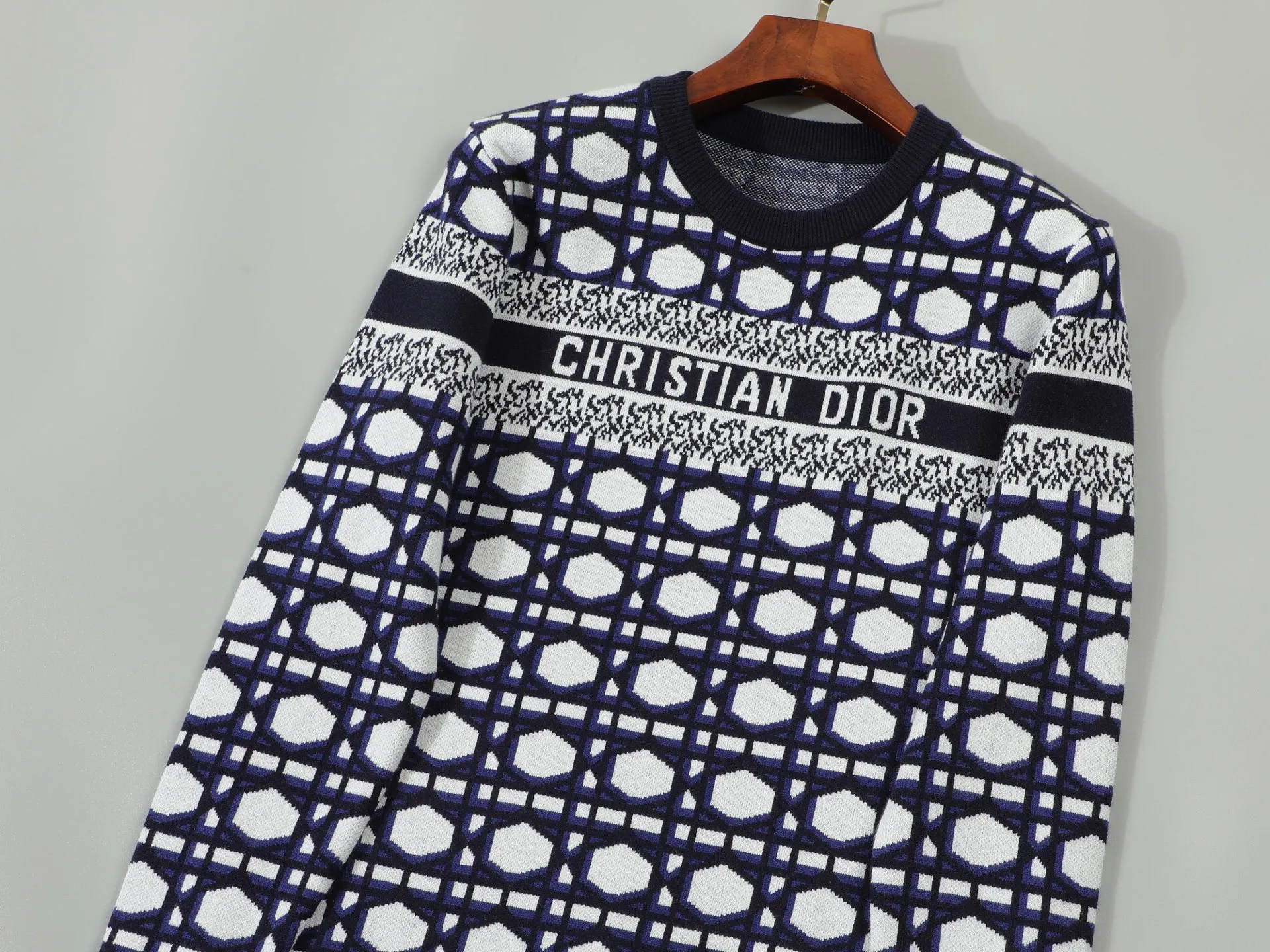 🅿️250 DIO•R, sweater, style number M2246#, size: M-XXXL, fabric: modal. Anti-pilling, color: royal blue