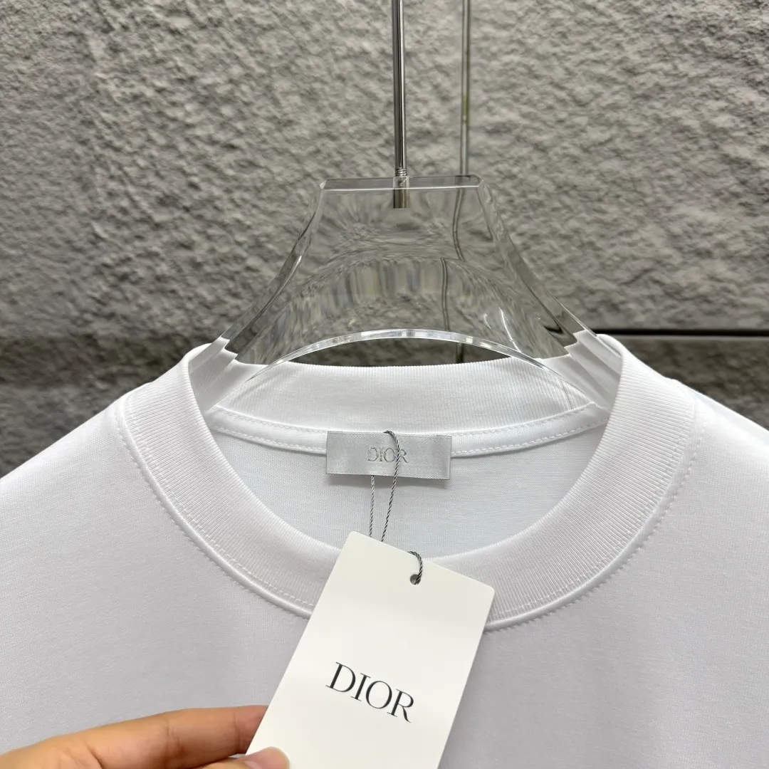 🅿️180 Dio Di*O 2025 spring and summer new style Five-pointed star letter printing on the chest Short-sleeved T-shirt Customized double yarn plain cotton 300 fabric Same style for men and women Color: black white apricot Size: S (90-130 catties) M (120-150 catties) L (140-165 catties) XL (160-180 catties) XXL (180-210 pounds)