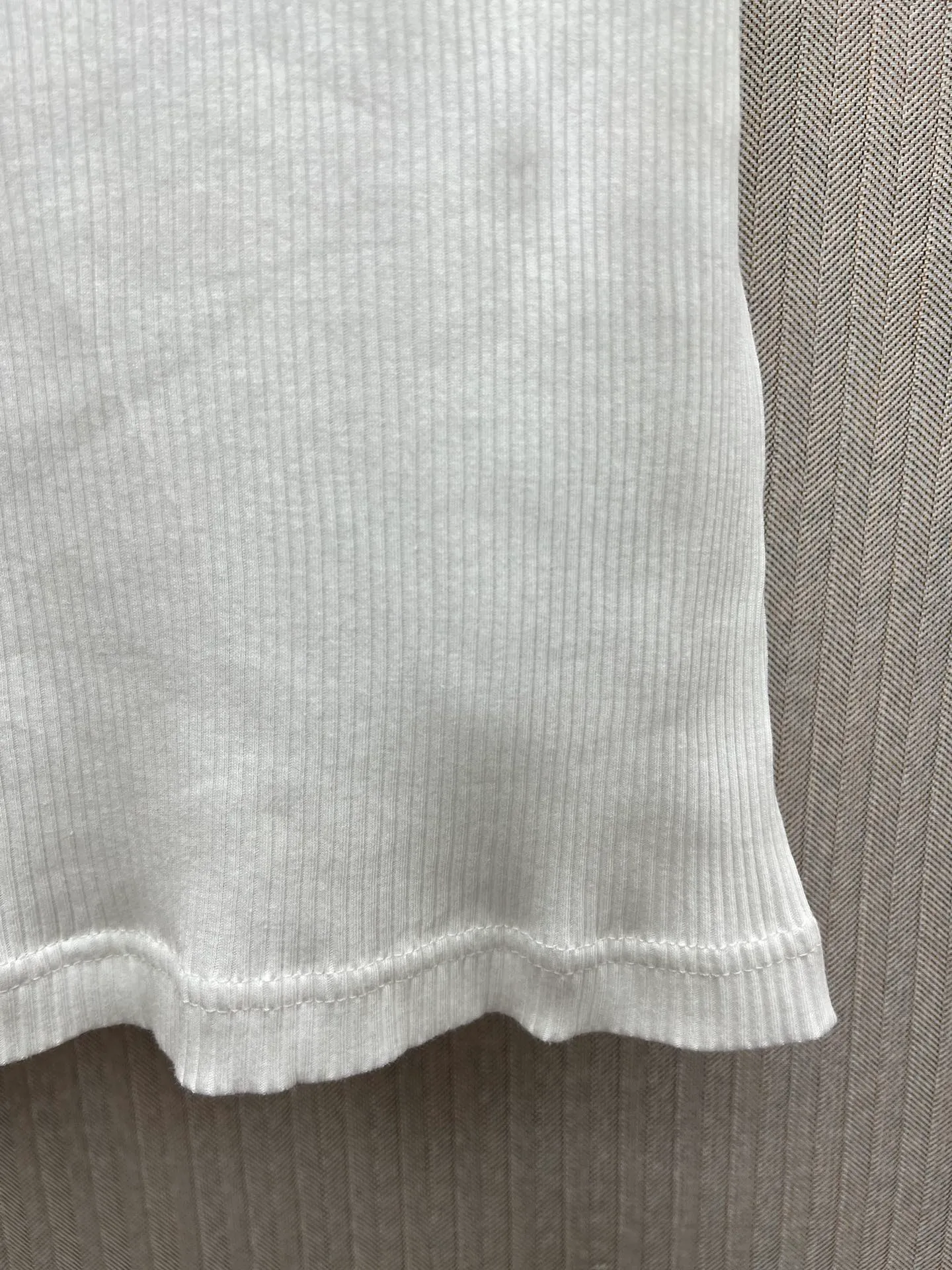 🅿️240 Dior 25ss new cotton ribbed bee CD logo embroidered round neck sleeveless tube top women's high version code number: S.M.L.