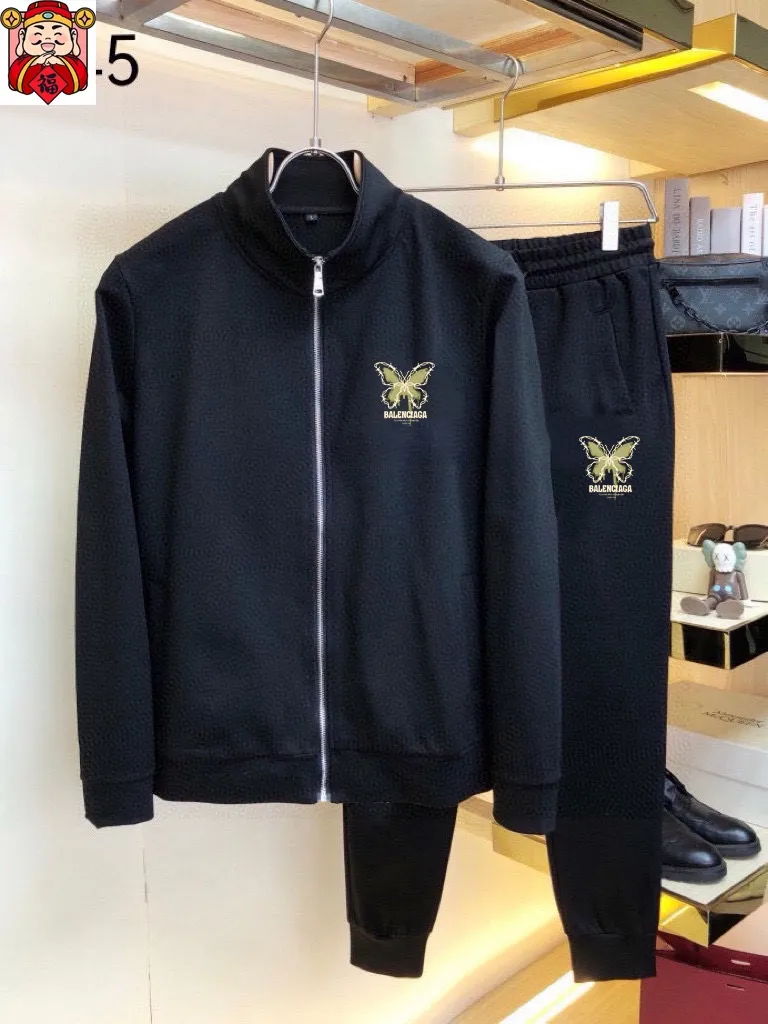 🅿️420 [DIOR Dior] (Fat Man Gospel) hot-selling suit is coming. Focus on the original version of the official website. 2025 new hot-selling cardigan sweater suit. The original order is the best product. 🇭🇰The meticulous work of top designers is dedicated to a fitting and perfect upper body effect. All-natural high-quality Roman cotton 100%, close-fitting comfort, noble and elegant! Original hardware embodies elegance and nobility! Counter size: M-5XL (maximum wear up to 220 pounds)