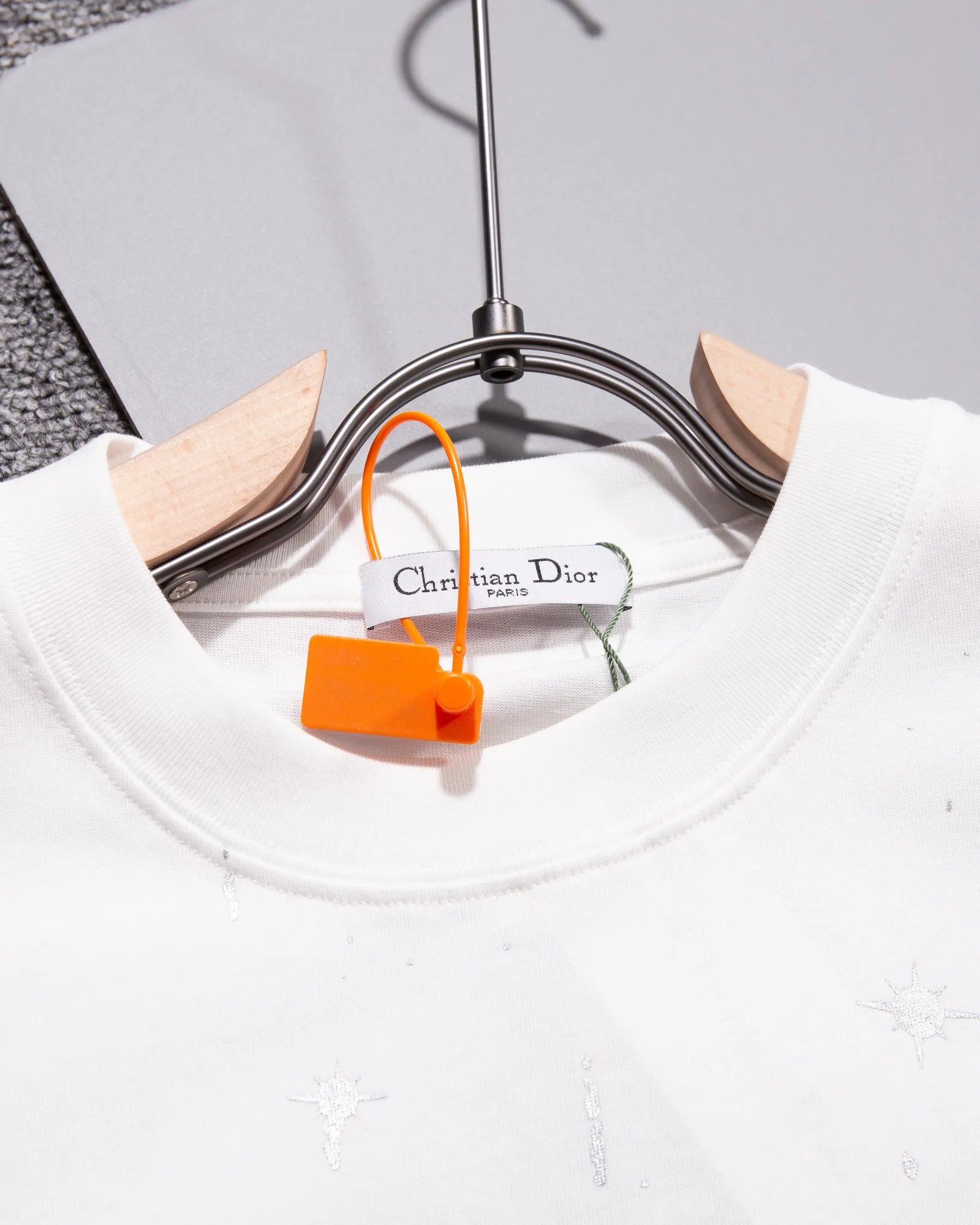 🅿️200 DIOR Dior round neck short-sleeved T-shirt printed hot diamond LOGO official synchronization 1:1 original mold opening fashion personality versatile trend pure original quality original washed fabrics hangtag collar label washed wheat complete three standards Color: Black. White. Size: S M L XL