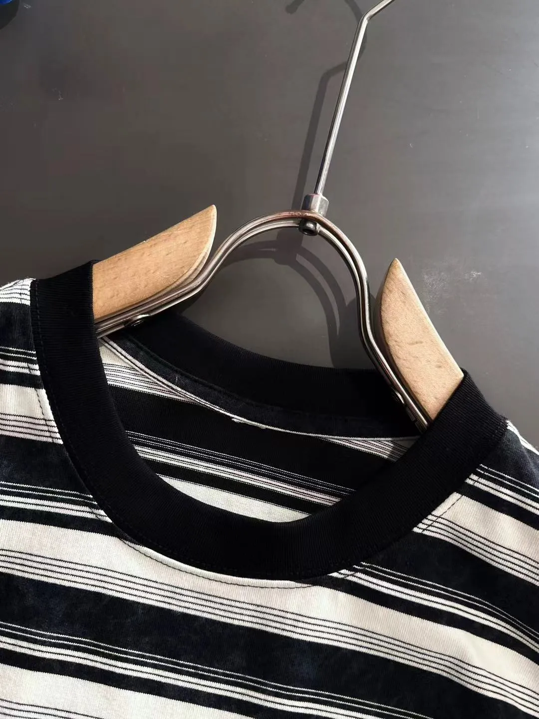 🅿️270 shipped next day DIOR Dior 2025 spring and summer new high quality launch of double yarn pure cotton striped fabric short-sleeved personalized exclusive style will not deform or shrink after being soaked in water SIZE: M-3XL