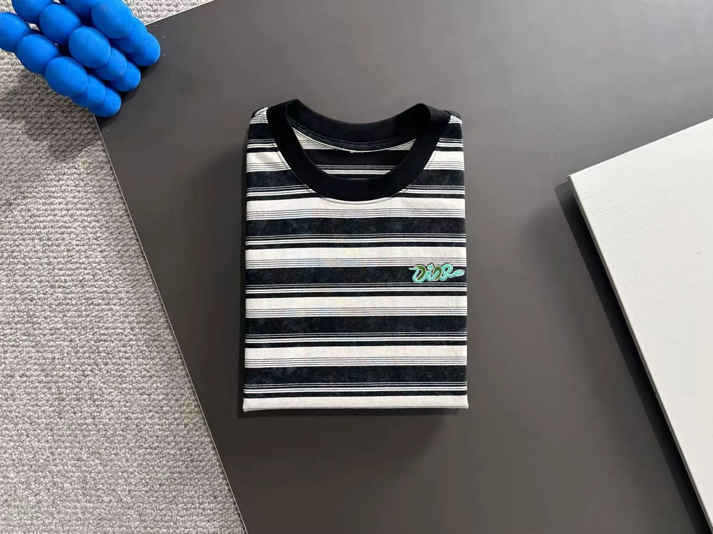 🅿️270 shipped next day DIOR Dior 2025 spring and summer new high quality launch of double yarn pure cotton striped fabric short-sleeved personalized exclusive style will not deform or shrink after being soaked in water SIZE: M-3XL