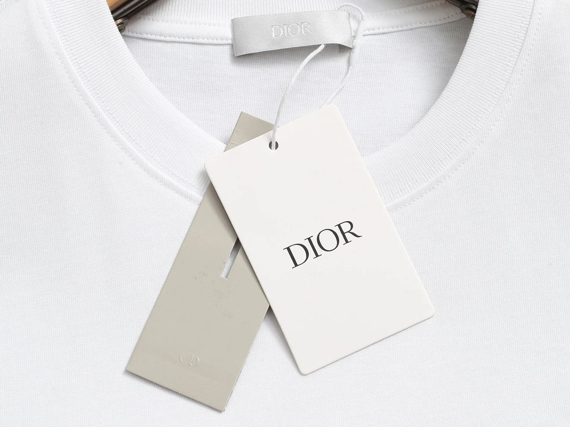 🅿️170 DIOR Dijia 2025 new model, customized 32 counts of 260g cotton cover cotton fabric, washed, no shrinkage, no deformation, no fading, no lint, high-density embroidery of 1947 letter logo, same style for men and women, short-sleeved T-shirt, color: black/white, size: XS-L