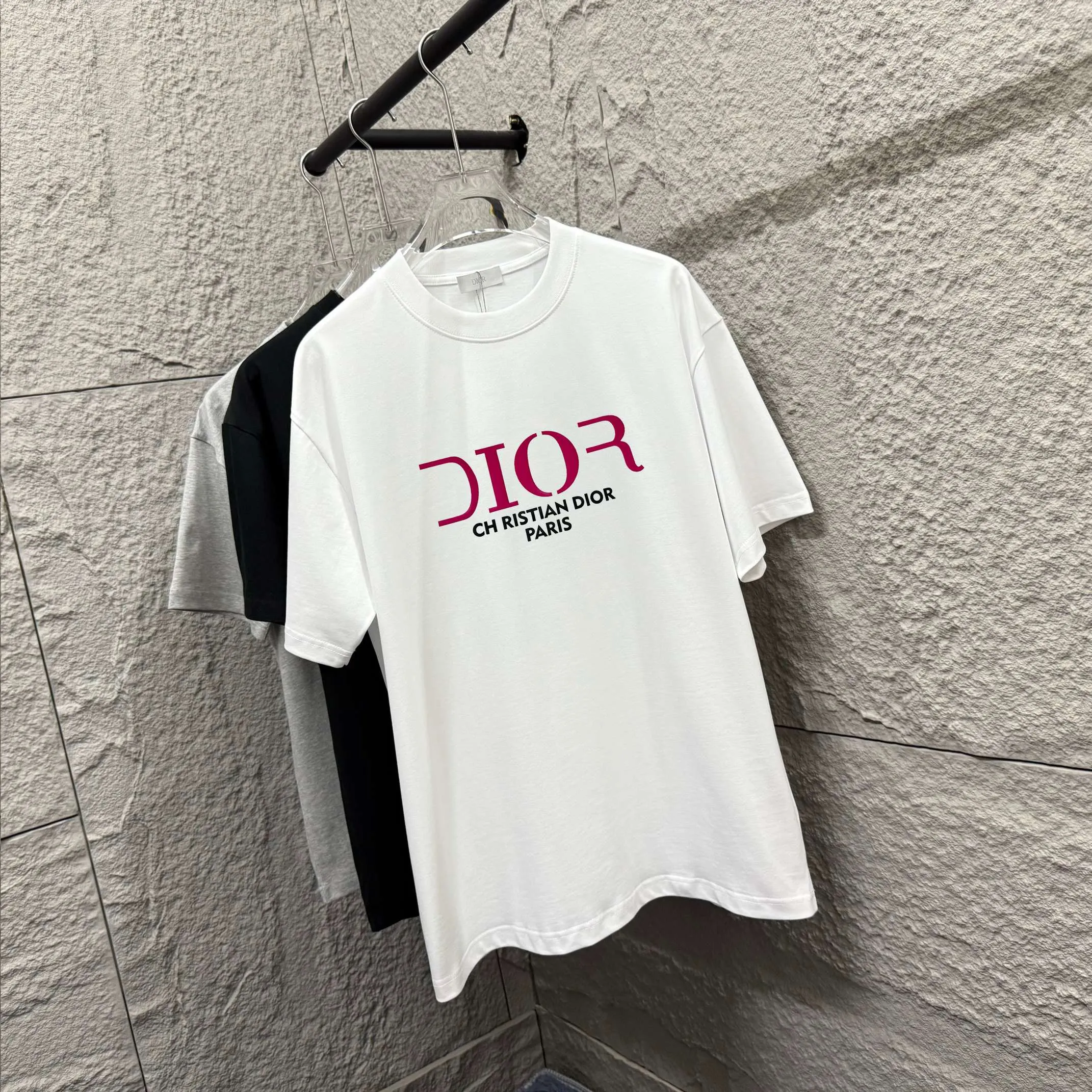 🅿️180 Dio* Dior 2025 spring and summer new style Classic letter thick plate three-dimensional silicone technology Simple and elegant Customized double yarn plain cotton fabric Short-sleeved T-shirt Uniform for men and women Color: black white Size: S (90-130 pounds) M (120-150 pounds) L (140-165 pounds) XL (160-180 pounds) XXL (180-210 pounds)