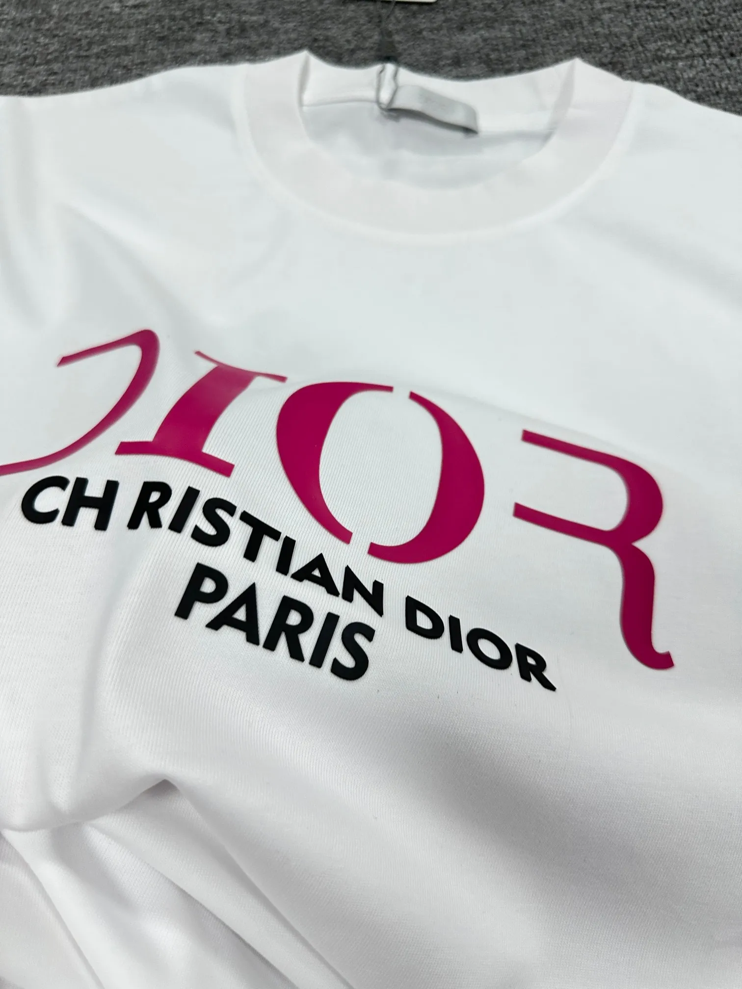 🅿️180 Dio* Dior 2025 spring and summer new style Classic letter thick plate three-dimensional silicone technology Simple and elegant Customized double yarn plain cotton fabric Short-sleeved T-shirt Uniform for men and women Color: black white Size: S (90-130 pounds) M (120-150 pounds) L (140-165 pounds) XL (160-180 pounds) XXL (180-210 pounds)