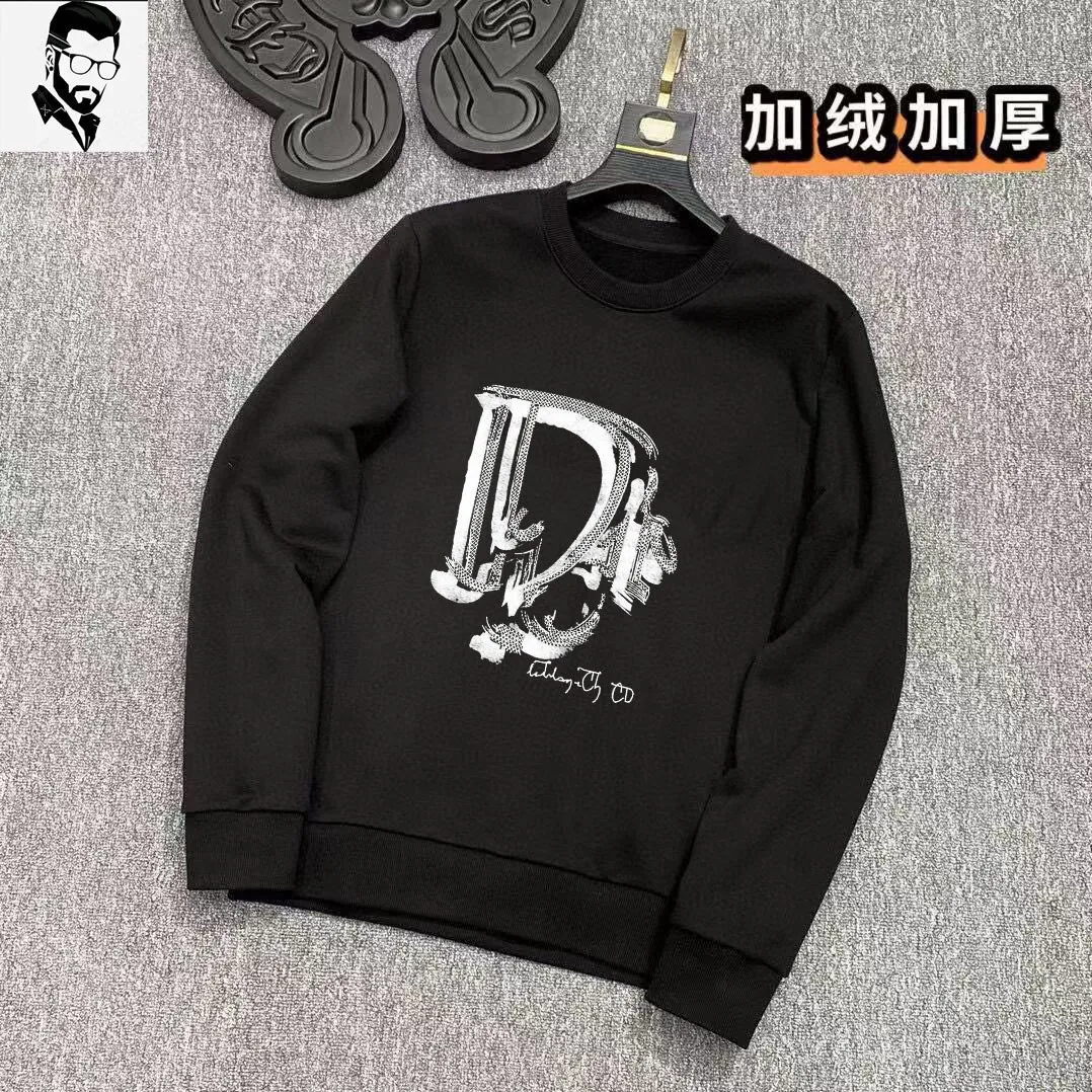 🅿️240 Brand [DIOR Dior] (Fat Man Gospel) 2025 Spring Style (Fleece Sweater) Tencel Roman velvet fabric The upper body is extremely comfortable and skin-friendly, not bulky, full of elasticity, no pilling, super warm, very comfortable to wear next to the body, can be worn alone as a base layer, making you stylish and warm, simple and elegant, close to the body and warm. Size: M-5XL (can wear up to 220 pounds) Color: black