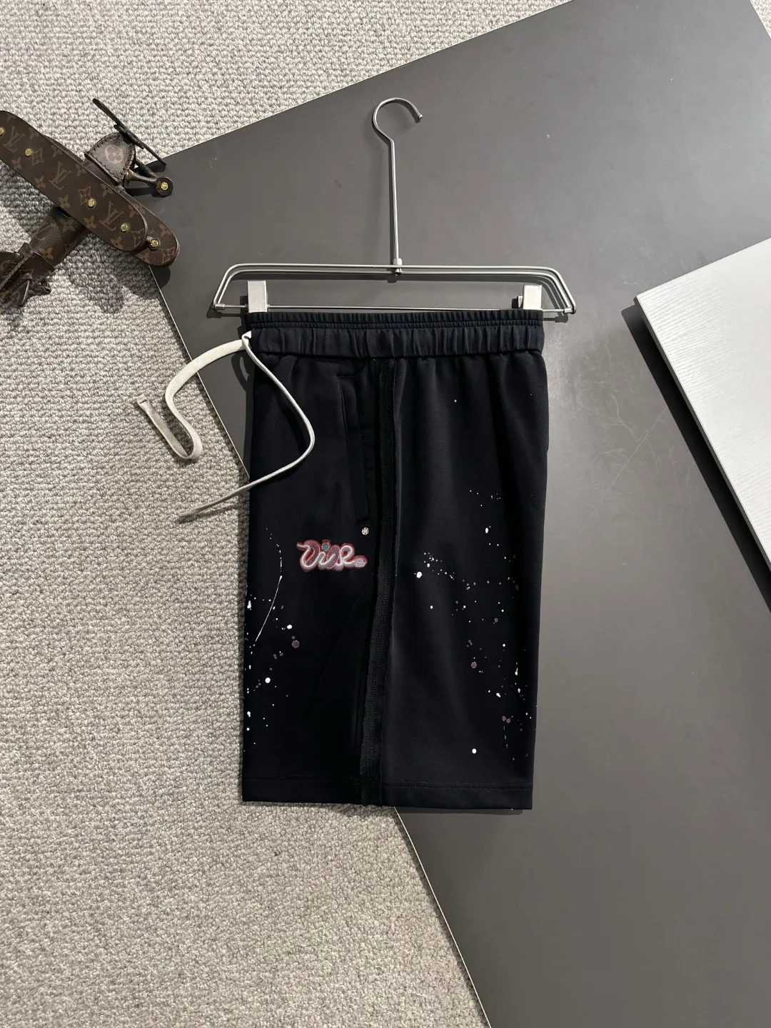 🅿️330 Next day shipping High-end goods Dior 2025 spring and summer new elastic band casual shorts, custom-made fabrics at the counter. High breathability and comfort, impeccable details, brand element design concept, reflecting high quality. It feels delicate and soft! It presents a casual cut and the upper body shape is great! Size: M-4XL