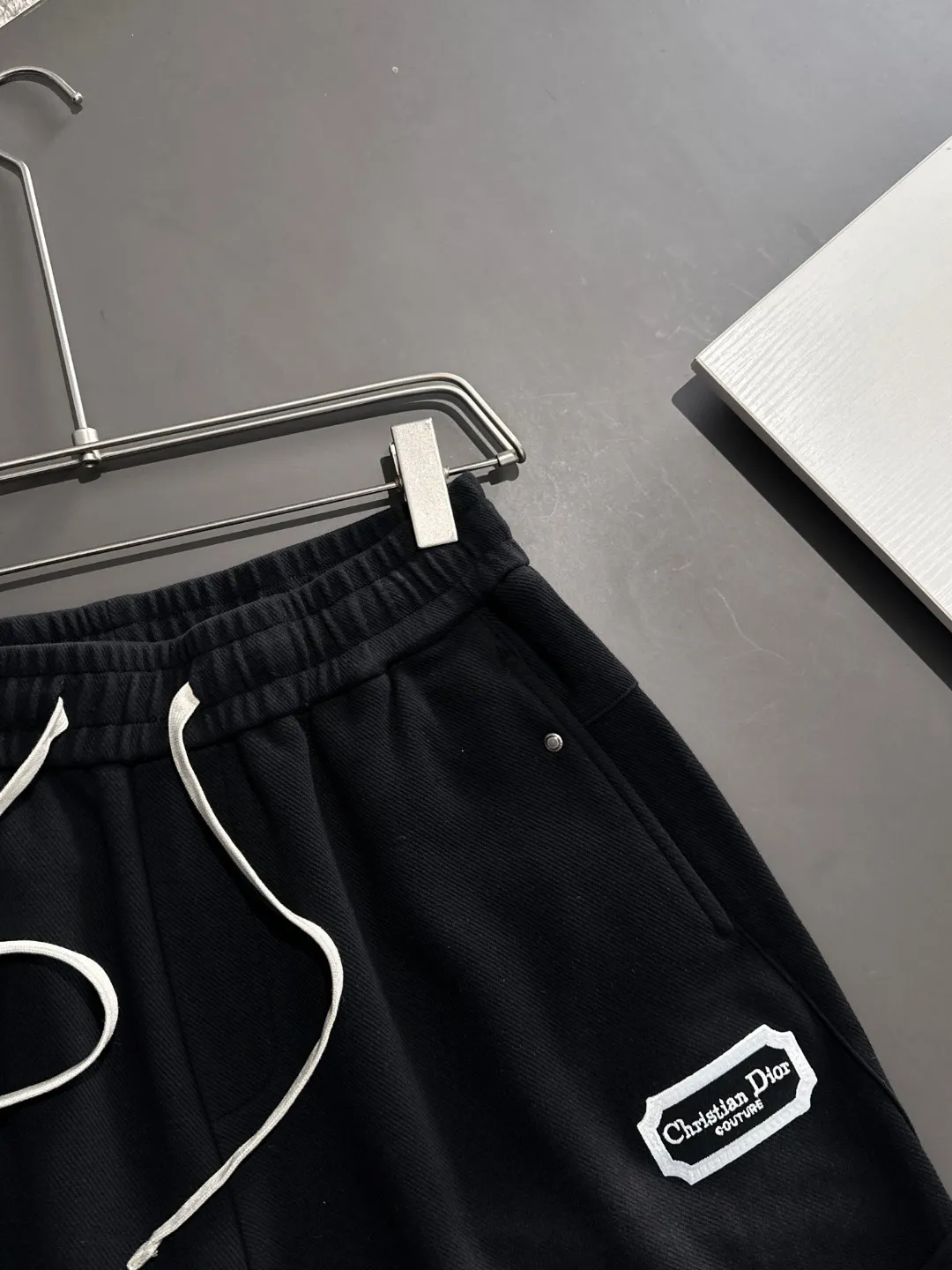 🅿️330 Next day shipping High-end goods Dior 2025 spring and summer new elastic band casual shorts, custom-made fabrics at the counter. High breathability and comfort, impeccable details, brand element design concept, reflecting high quality. It feels delicate and soft! It presents a casual cut and the upper body shape is great! Size: M-4XL