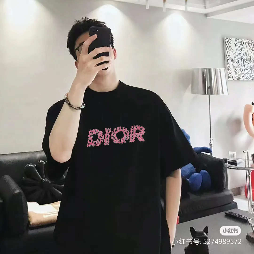 🅿️170 [DIOR Dior] 2025FW short-sleeved T-shirt LOGO printing High-end 26s double yarn 300g fabric Heavy fabric Customized frame ribbing in the same cylinder and dyeing Complete three standards Same style for men and women Color: Black White Size: S M L XL 2XL