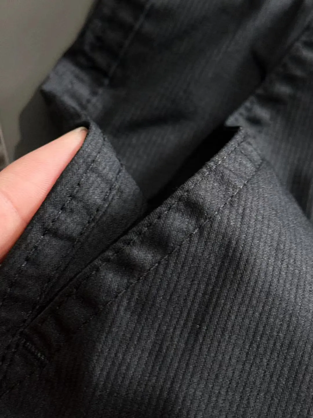 🅿️380 next day shipping Dior 2025 spring and summer new elastic band casual pants, thin counter custom fabrics, high breathability and comfort, impeccable details, brand element design concept, reflecting high quality. It feels delicate and soft! It presents a casual cut and the upper body shape is great! Size: M-4XL