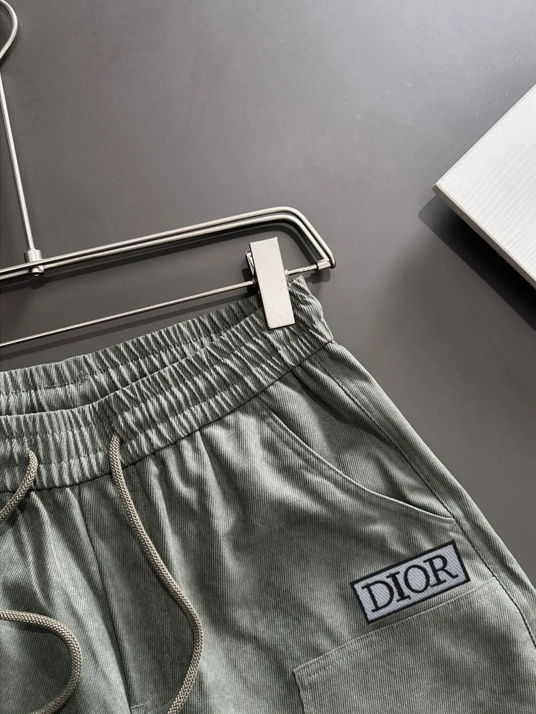 🅿️330 Next day shipping High-end goods Dior 2025 spring and summer new elastic band casual shorts, custom-made fabrics at the counter. High breathability and comfort, impeccable details, brand element design concept, reflecting high quality. It feels delicate and soft! It presents a casual cut and the upper body shape is great! Size: M-3XL