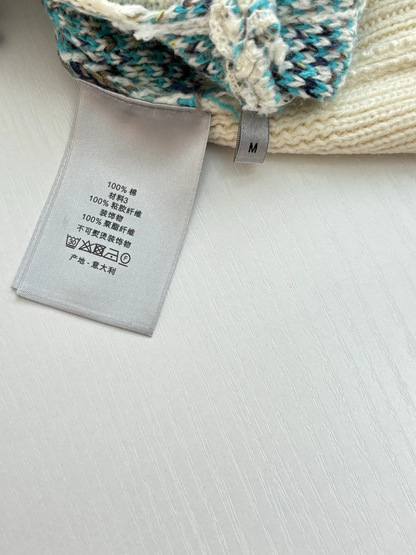 🅿️460 Dio*/Dior 25Fw new full-print jacquard crew neck sweater, purchased from the national specialty company for 14,000 ZP operation, the yarn is dyed in beige, blue, brown, yellow yarn, 100% wool yarn is twisted into strands, imported 7-needle jacquard yarn is clear and textured, with obvious wool fiber on the surface, special hemless design, perfect with macaron color upper body, full body jacquard Size：S/M/L