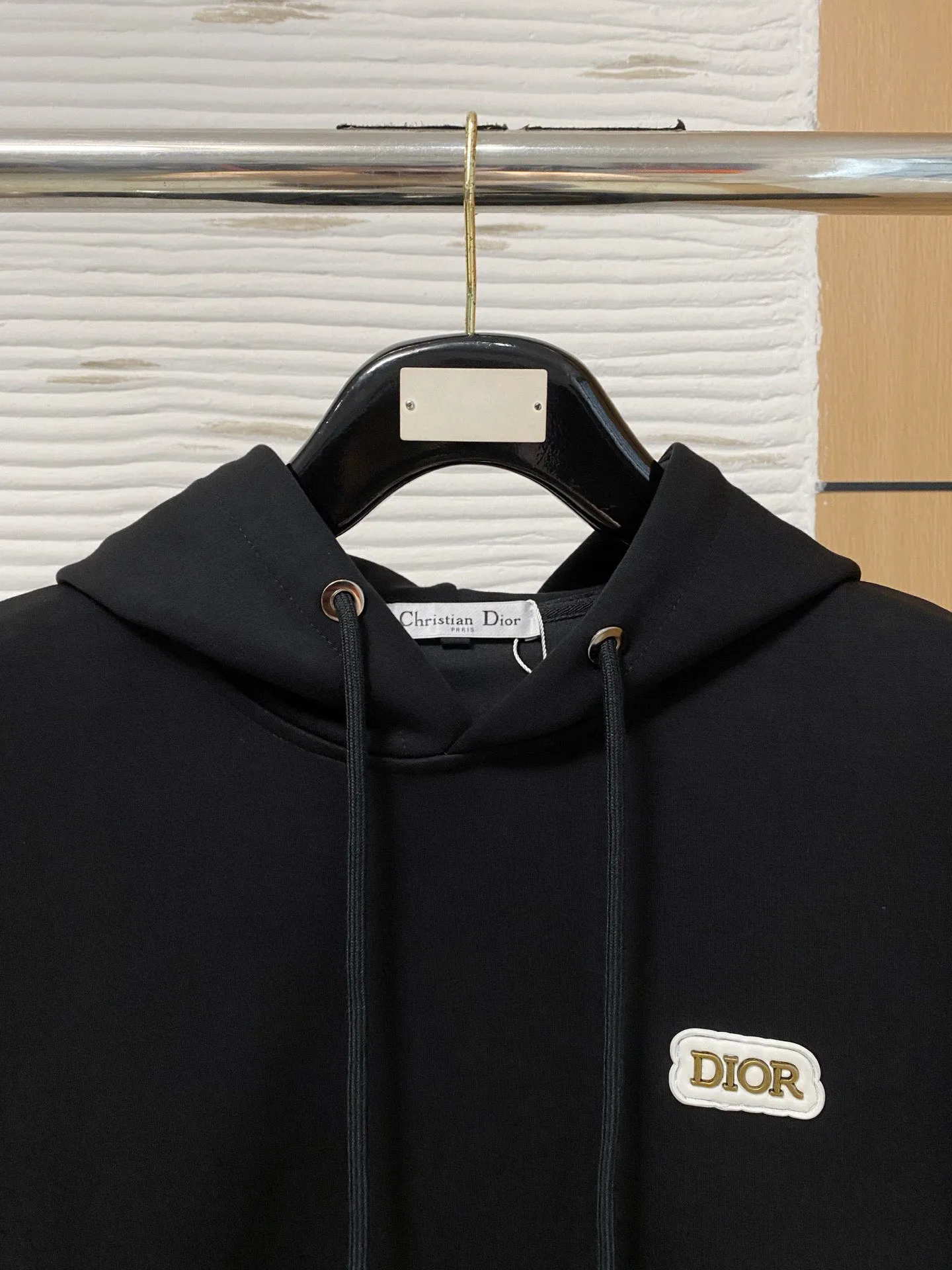 🅿️720 [DIOR Dior] Hot-selling suit is coming. Focus on the original version of the official website. 2025 new hot-selling cardigan and sweatshirt suit. The original order is the best 🇭🇰. It is the meticulous work of top designers for a fitting and perfect upper body effect. All-natural high-quality Tencel Roman cotton 100%, close-fitting comfort, noble and elegant! Original hardware embodies elegance and nobility! Counter size: M-3XL (maximum wear up to 190 pounds)