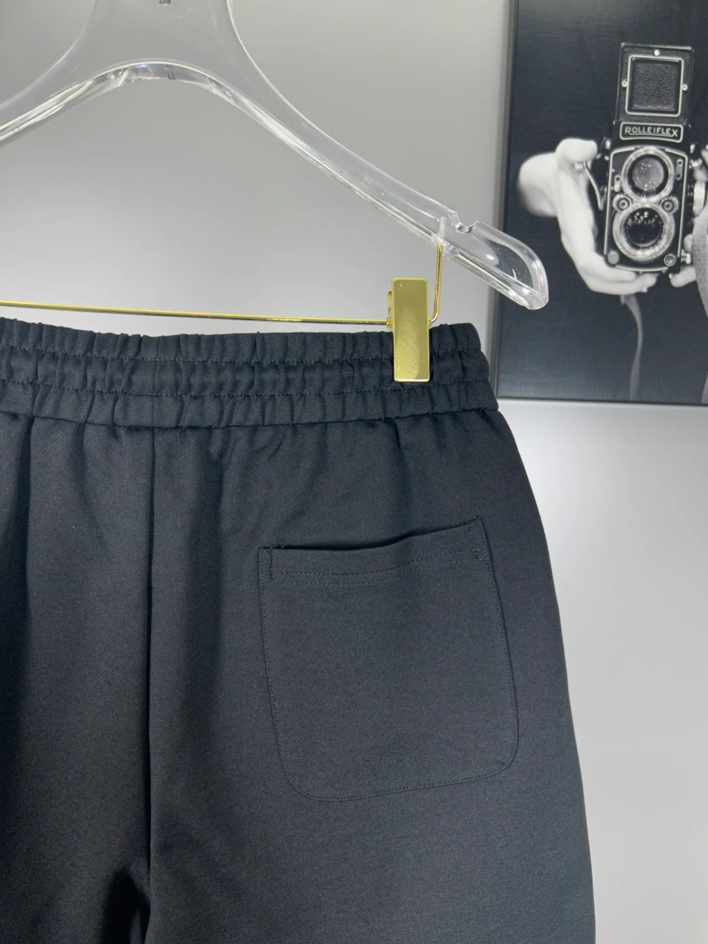 🅿️240 (high-end original specification version) Dior 2025ss trade channel goods. Casual sports shorts. An irresistible classic style with a slightly sharp casual fashion sense. Streamlined proportional tailoring creates a casual and versatile fit. The customer-supplied high-density 400g fabric is different from traditional knitted cotton fabrics. It feels soft and delicate, has a better texture, is comfortable and skin-friendly, anti-wrinkle and breathable. Modern classic urban benchmark with a new image. The drawstring waist design highlights the charm of sports and leisure. It shows the youthful and exuberant expression. Lazy and sexy... Size: S--XXL
