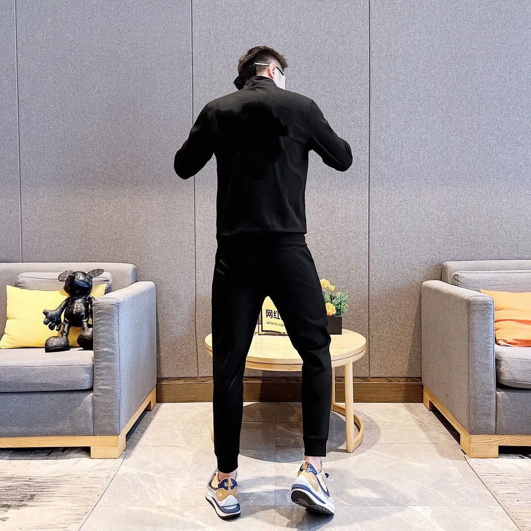 🅿️420 [DIOR Dior] (Fat Man Gospel) hot-selling suit is coming. Focus on the original version of the official website. 2025 new hot-selling cardigan sweater suit. The original order is the best product. 🇭🇰The meticulous work of top designers is dedicated to a fitting and perfect upper body effect. All-natural high-quality Roman cotton 100%, close-fitting comfort, noble and elegant! Original hardware embodies elegance and nobility! Counter size: M-5XL (maximum wear up to 220 pounds)