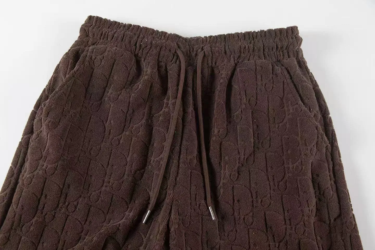 🅿️170 ❥B806# High quality Dior 2025Fall spring and summer new series Presbyopia jacquard terry shorts Custom-woven and dyed pure cotton 100% gram weight 300G fabric Positioning and tailoring heavy material size: S M L XL Color: brown