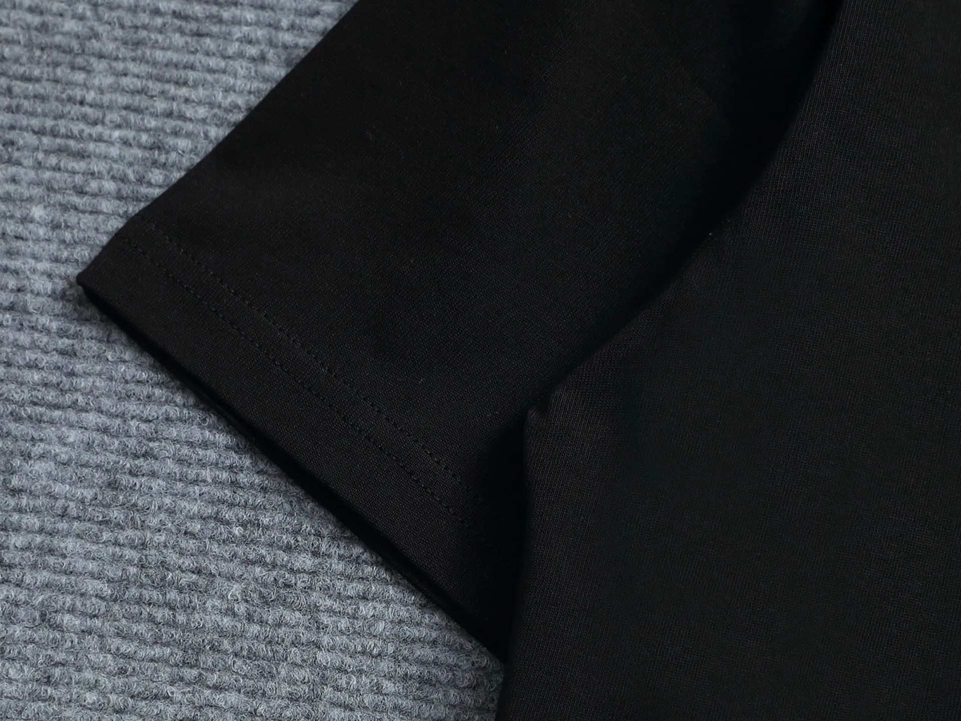 🅿️170 DIOR Dior 2025 SS spring and summer new short-sleeved T-shirt with letter embroidery design, made of 260g double-ply double yarn cotton fabric. The fabric has been washed and treated to make it more comfortable to the touch. Complete with three labels. Color: White Black Size: XS-L