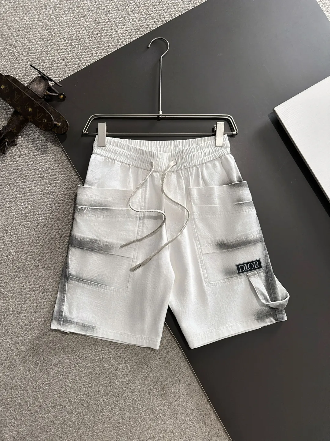 🅿️330 Next day shipping High-end goods Dior 2025 spring and summer new elastic band casual shorts, custom-made fabrics at the counter. High breathability and comfort, impeccable details, brand element design concept, reflecting high quality. It feels delicate and soft! It presents a casual cut and the upper body shape is great! Size: M-4XL