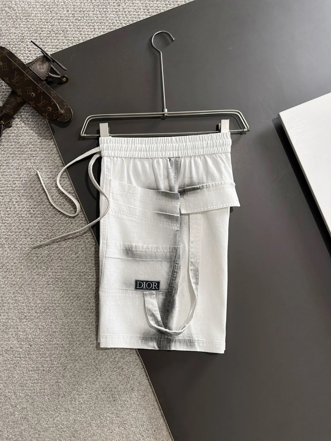 🅿️330 Next day shipping High-end goods Dior 2025 spring and summer new elastic band casual shorts, custom-made fabrics at the counter. High breathability and comfort, impeccable details, brand element design concept, reflecting high quality. It feels delicate and soft! It presents a casual cut and the upper body shape is great! Size: M-4XL