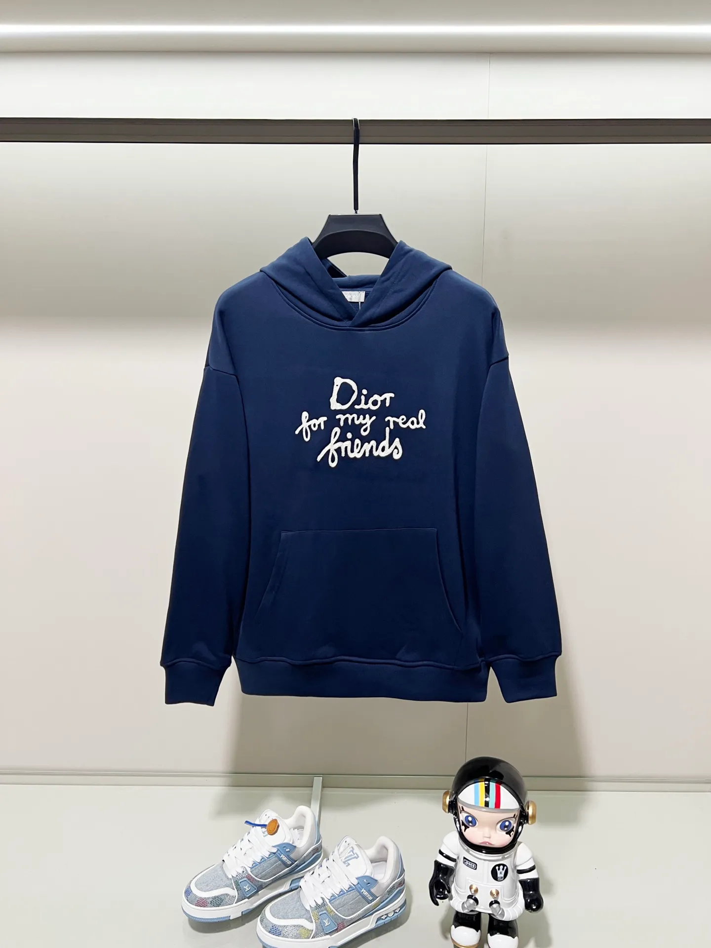 🅿️290 DIOR/Dior 420g pure cotton fabric hooded sweatshirt, classic rope embroidery signature on the chest ✍️letter LOGO logo technology, official synchronization, high version, high quality, fashionable personality, versatile trend, pure original quality, original fabric, tag, collar label, washed wheat, three standards complete, color: black, apricot, blue. Size: XS-L