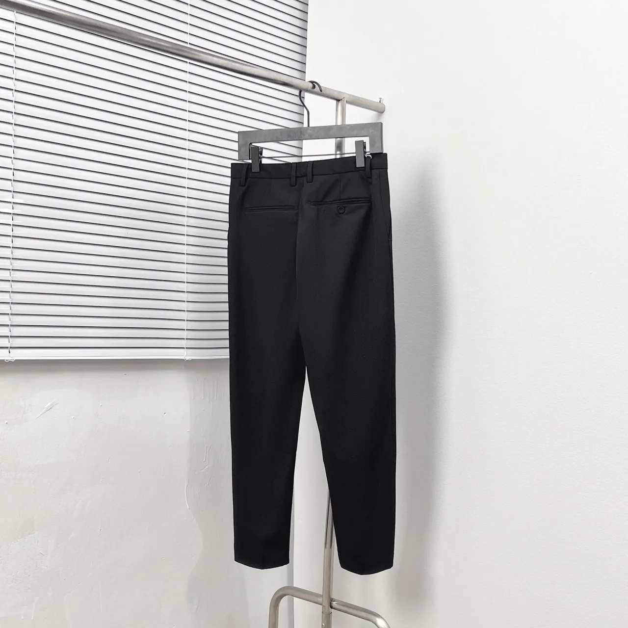 🅿️380 DIO*/Dior crystal bee brooch trousers Code number: 29.30.31.32.33.34.36.38