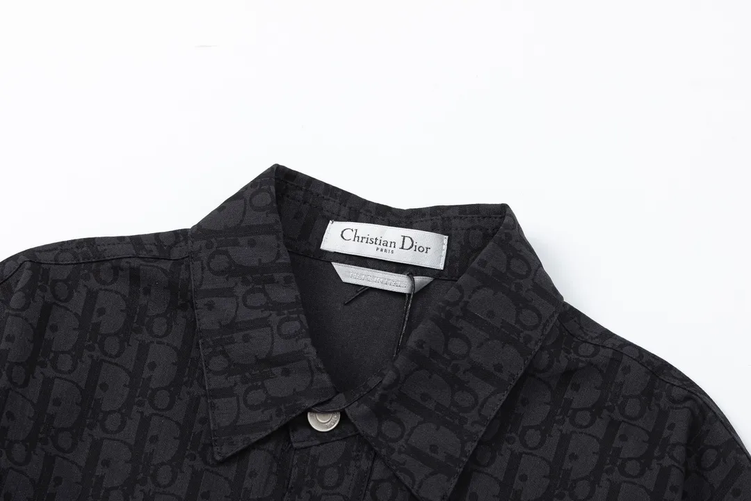 🅿️240 DIOR Dior classic hot style, all-over dark pattern jacquard letter logo, customized hardware, workwear aesthetics, slim tailoring, same style for men and women, shirt, shirt, color: as shown, size: XS-L