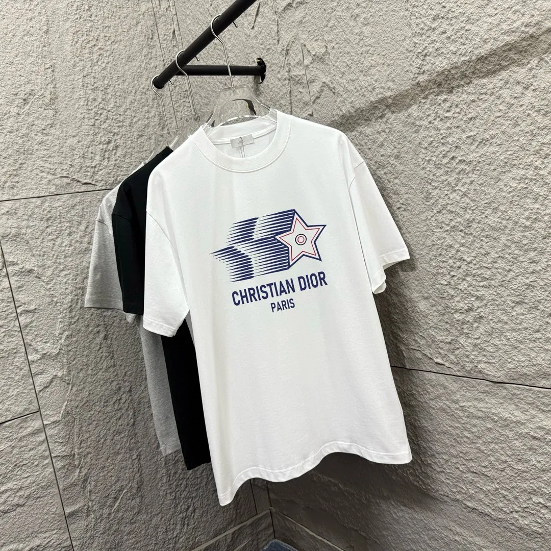 🅿️180 Dio Di*O 2025 spring and summer new style Five-pointed star letter printing on the chest Short-sleeved T-shirt Customized double yarn plain cotton 300 fabric Same style for men and women Color: black white apricot Size: S (90-130 catties) M (120-150 catties) L (140-165 catties) XL (160-180 catties) XXL (180-210 pounds)