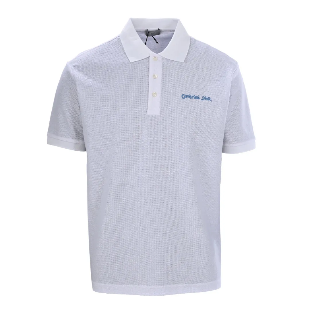 🅿️350 (Higher version) DIOR Dior CD four-color cursive embroidered letters short-sleeved POLO shirt. Original custom-made 200g cotton vermilion fabric, thread dyed to match the original. The imported machine embroidery process makes the letter logo show a delicate and exquisite effect, enhancing the decorative effect. Use an embroidery machine to embroider the designed letter logo onto the patch. Upright and stylish upper body Color: black, white, navy blue, floral gray Size: S-L