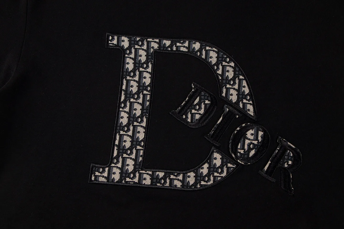 🅿️160 Dior*2025 latest short-sleeved material: high version 300g double yarn combed cotton Size: S M L XL Color: black white Style number: W2605