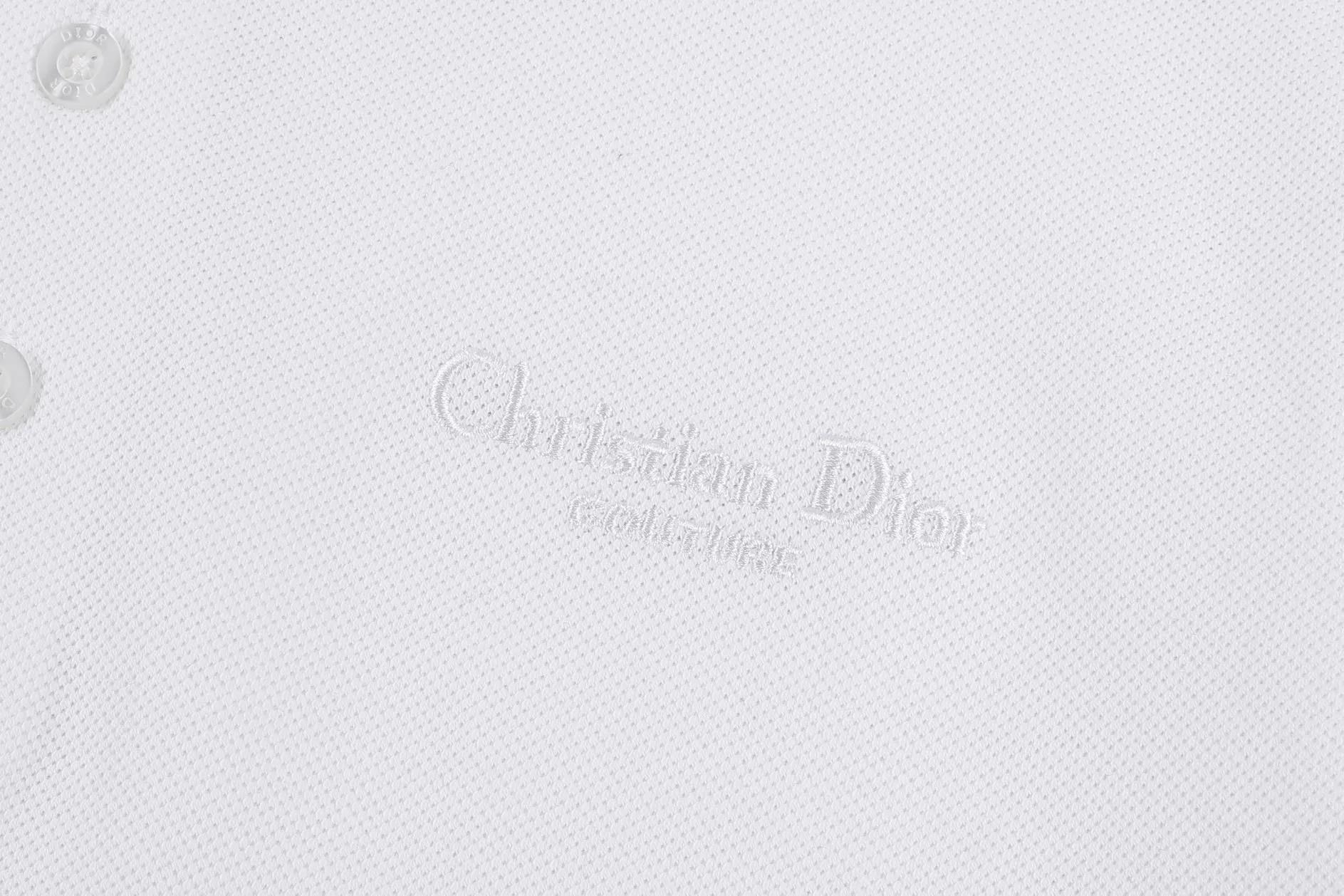 🅿️256 DIOR Di* 2025 SS spring and summer lapel POLO new style. Three-dimensional letter 3D imported Tajima embroidery technology. Specially customized letter logo stone pattern buttons. Details in place💯 Made of 100% cotton pique cloth. Comfortable feel. Color: black white. Size: M-XXL