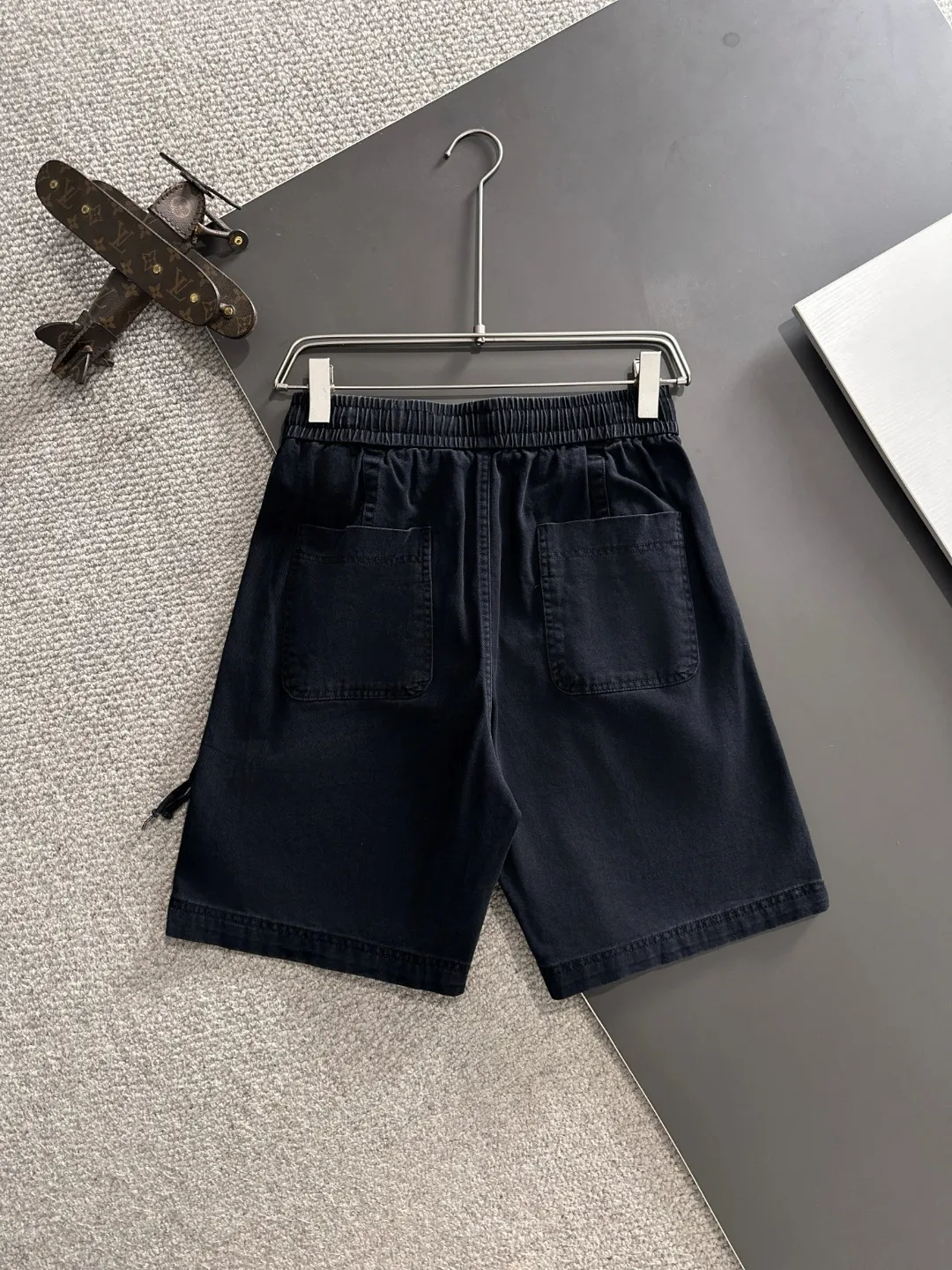 🅿️330 Next day shipping High-end goods Dior 2025 spring and summer new elastic band casual shorts, custom-made fabrics at the counter. High breathability and comfort, impeccable details, brand element design concept, reflecting high quality. It feels delicate and soft! It presents a casual cut and the upper body shape is great! Size: M-4XL