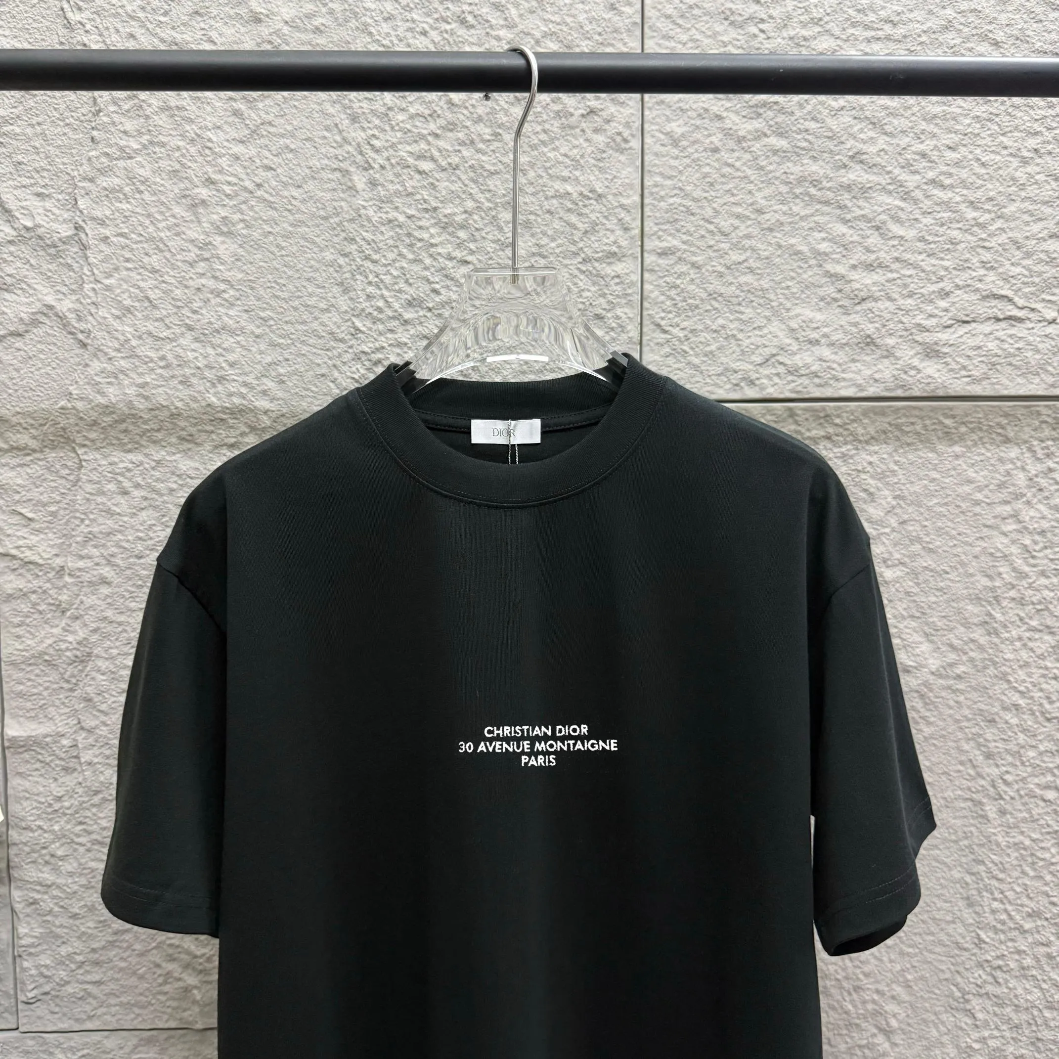 🅿️180 Dio*Dior* 2025 Spring and Summer Style Classic middle letter embroidered personalized logo Customized double yarn plain cotton fabric Short-sleeved T-shirt Unisex Size: S (90-130 catties) M (120-150 catties) L (140-165 catties) XL (160-180 catties) XXL (180-210 catties) Color: black white