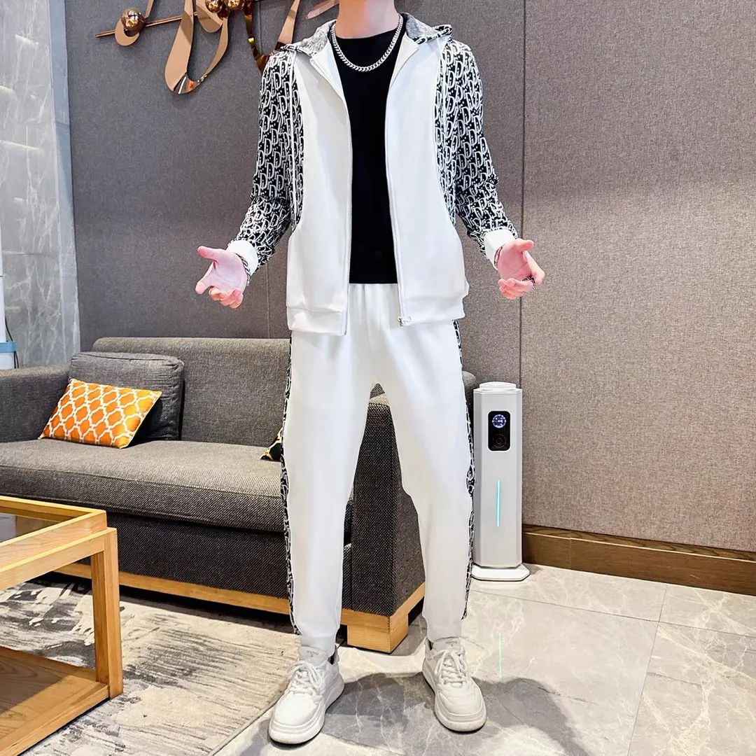 🅿️500 [DIOR Dior] hot-selling suit is coming. Focus on the original version of the official website. 2025 new hot-selling cardigan and sweatshirt suit. The original order is the best. 🇭🇰The meticulous work of top designers. It is a fitting and perfect upper body effect. All-natural high-quality Tencel Roman cotton 100%, close-fitting comfort, noble and elegant! Original hardware embodies elegance and nobility! Counter size: M-4XL (up to 190 pounds)