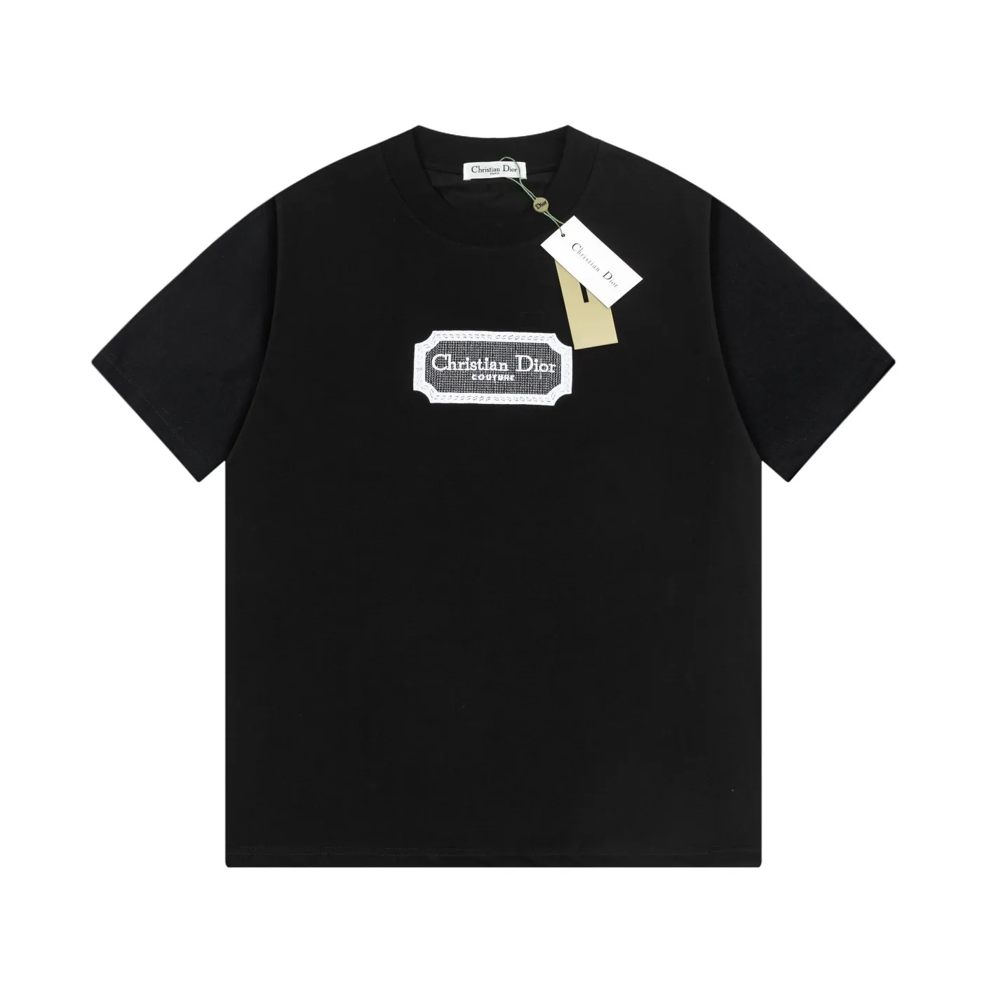 🅿️190 Dior DIOR's new classic embroidered short-sleeved T-shirt, high quality 🔥nylon pure cotton wash hand feel, logo letters embroidered on the front, specially customized ribbing. The fabric is comfortable and soft, restoring the trend brought by special craftsmanship, custom dyed, complete with three standards. Non-market ordinary version. Compare at will. Quality is absolutely guaranteed. Same style for men and women. Color: Black White Size: S M L XL [Style No. D901]
