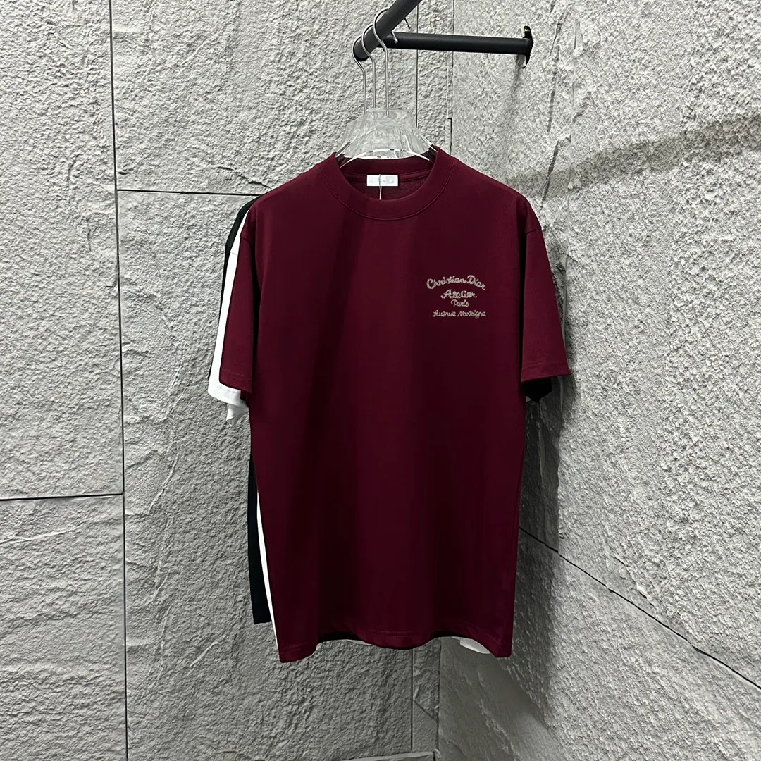 🅿️180 Dio*Dior* 2025 spring and summer style Classic silver thread letter embroidery Personalized logo Customized double yarn plain cotton fabric Short-sleeved T-shirt Unisex Color: Angora Red Black White Size: S (90-130 catties) M (120-150 catties) L (140-165 catties) XL (160-180 catties) XXL (180-210 pounds)