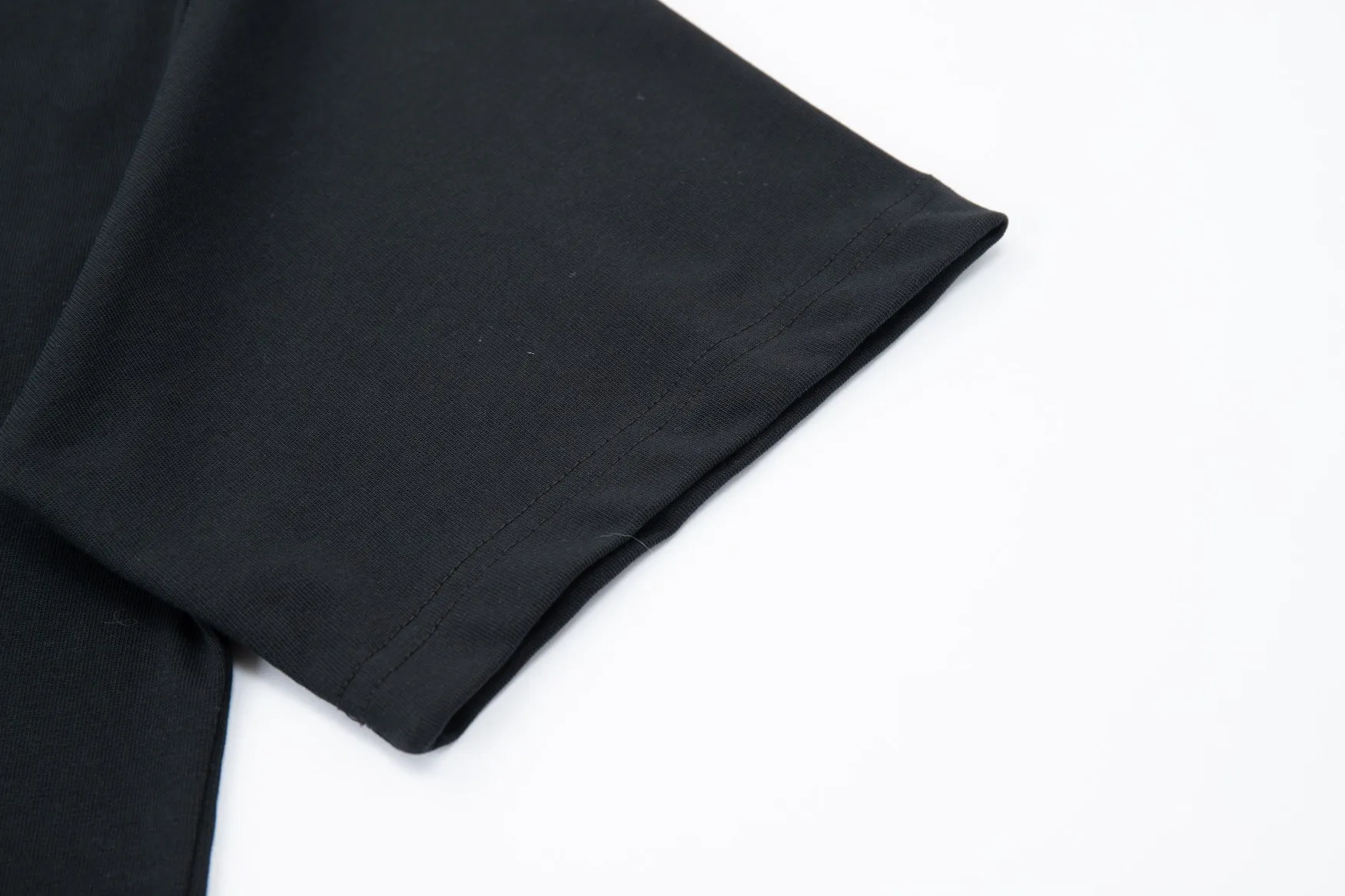 🅿️210 High quality ✨DIO✨🆕Classic logo letter pattern short sleeves. Official website synchronization, pure cotton fabric at the counter! Comfortable against the skin, durable and easy to wear, classic and simple logo design, meticulous original craftsmanship, customized 290G same vat dyed fabric, very comfortable to the touch, latest brick cabinet synchronization, OS off-shoulder version, fashionable and personalized, super versatile and good-looking, very suitable for both men and women, must-have style, tag, collar label, washed wheat, three complete labels, black, white, green, blue 4️⃣ S M L XL