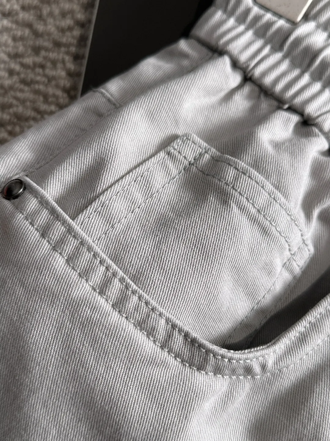 🅿️400 next day shipping Dior 2025 spring and summer new elastic band casual pants, thin counter custom fabrics, high breathability and comfort, impeccable details, brand element design concept, reflecting high quality. It feels delicate and soft! It presents a casual cut and the upper body shape is great! Size: M-4XL