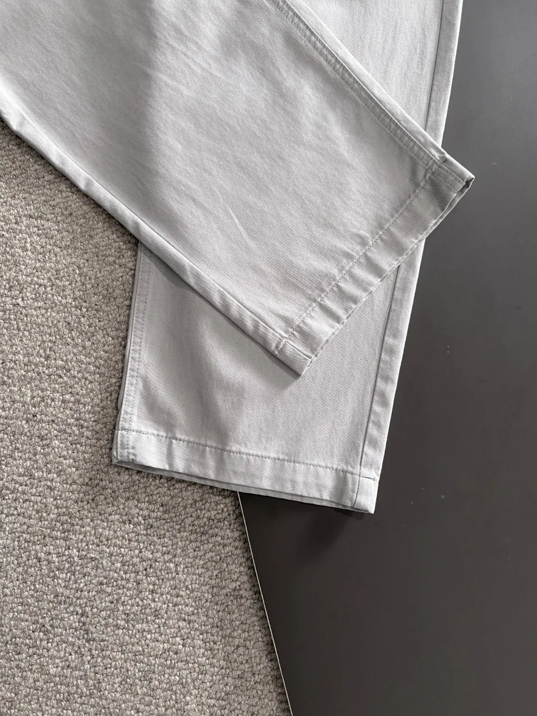 🅿️400 next day shipping Dior 2025 spring and summer new elastic band casual pants, thin counter custom fabrics, high breathability and comfort, impeccable details, brand element design concept, reflecting high quality. It feels delicate and soft! It presents a casual cut and the upper body shape is great! Size: M-4XL