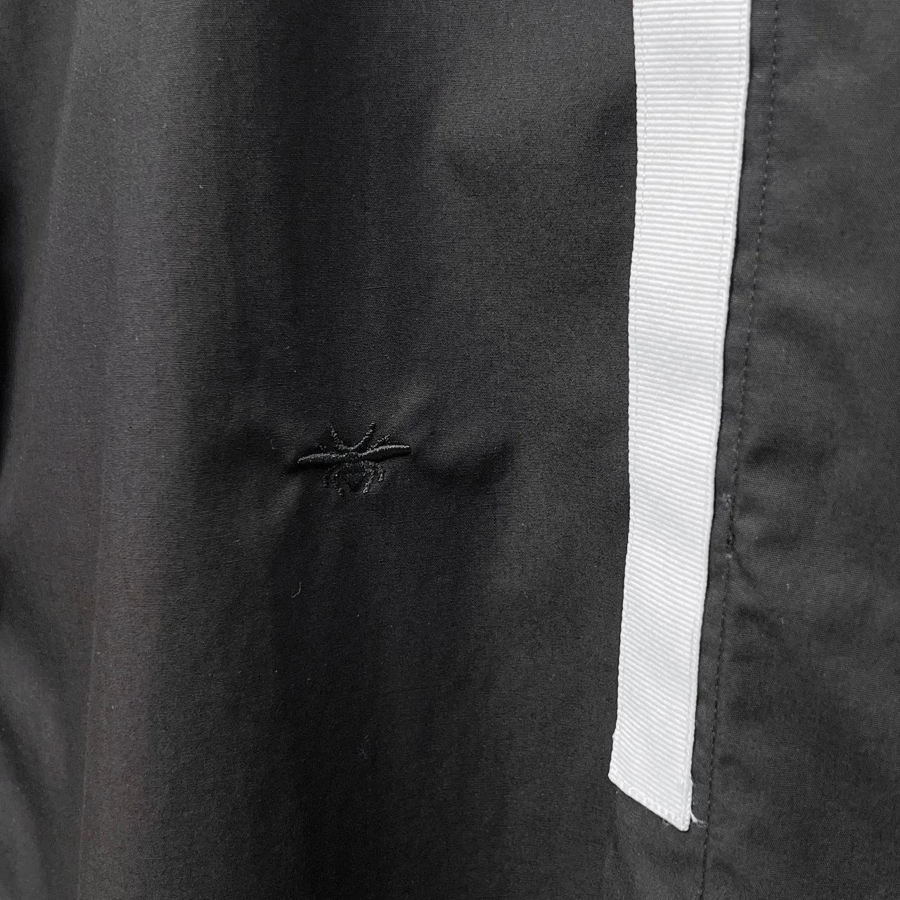 🅿️366 DIO*/Dior placket color-blocked webbing bee embroidered shirt Size: M-3XL Color: Black White