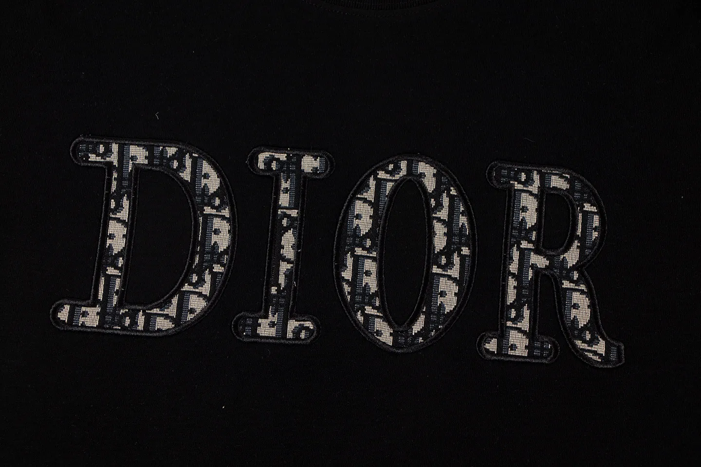 🅿️160 Dior*2025 latest short-sleeved material: high version 300g double yarn combed cotton Size: S M L XL Color: black white Style number: W2604