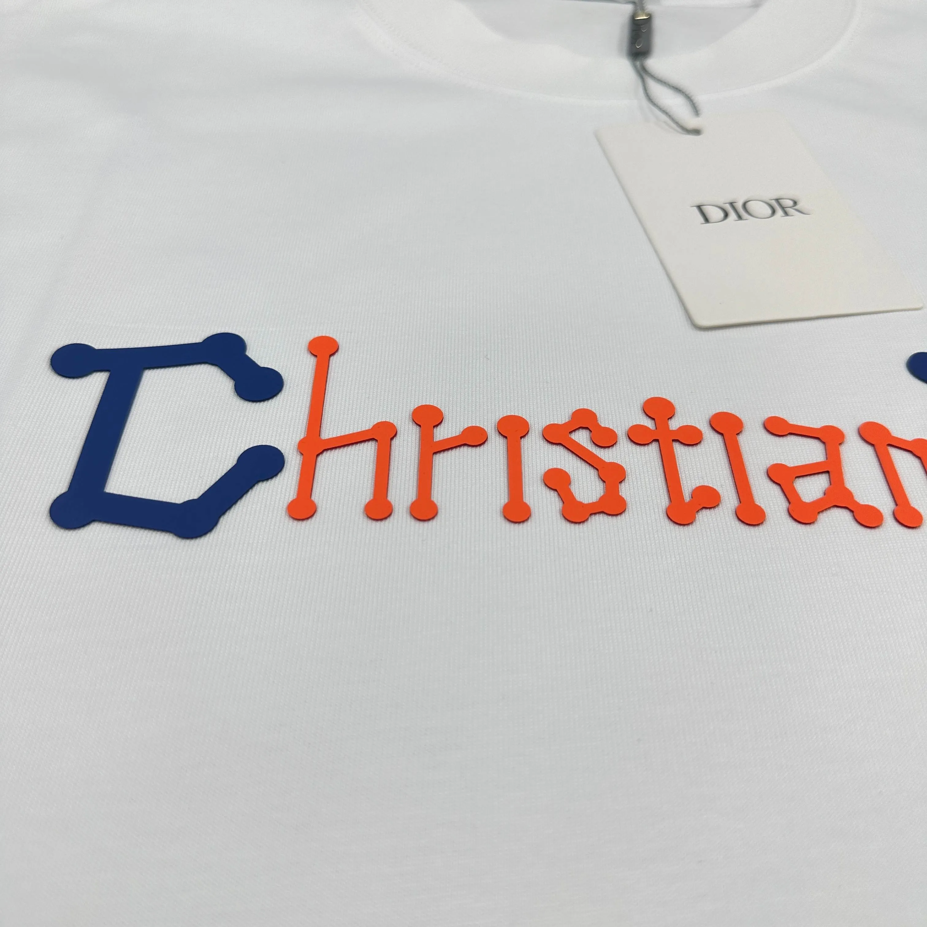 🅿️180 Dio* Christian Dior 2025 spring and summer new style Classic letter thick plate three-dimensional silicone technology Simple and elegant Customized double yarn plain cotton fabric Short-sleeved T-shirt Unisex Color: Black White Size: S (90-130 pounds) M (120-150 pounds) L (140-165 pounds) XL (160-180 pounds) XXL (180-210 pounds)