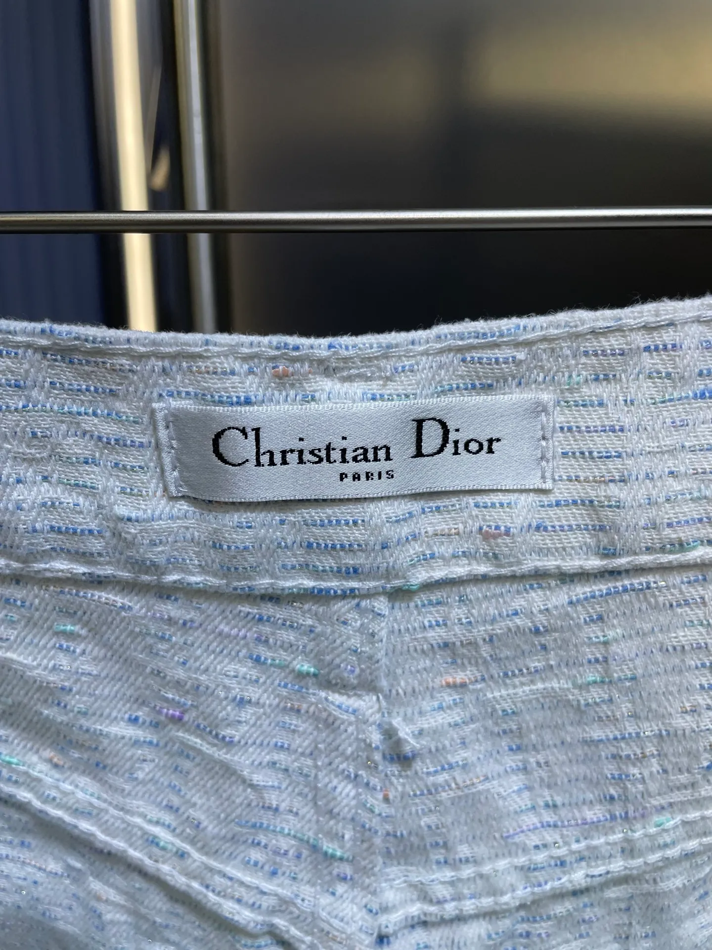 🅿️330 🌟Dior's new spring and summer denim shorts, a must-have item for white and beautiful women. The slimming artifact looks great on your upper body! Original customized high-weave organic cotton denim with soft and delicate texture! The nostalgic retro wash has a fashionable and high-end tone! Work quality depends on the details SML