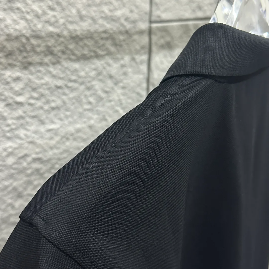🅿️180 Dio*Dior* short-sleeved POLO 2025 spring and summer new style, simple letters 1947 embroidered pique fabric, short-sleeved polo stand-up collar, same style for men and women Size: M L XL 2XL 3XL Color: black white
