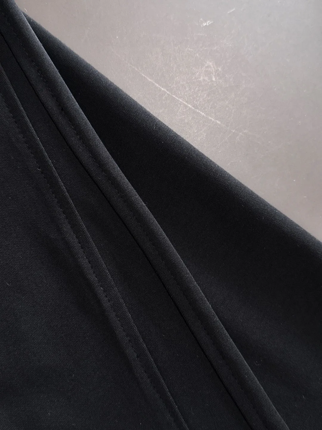 🅿️400 next day shipping Dior 2025 spring and summer new elastic band casual pants, thin counter custom fabrics, high breathability and comfort, impeccable details, brand element design concept, reflecting high quality. It feels delicate and soft! It presents a casual cut and the upper body shape is great! Size: M-4XL
