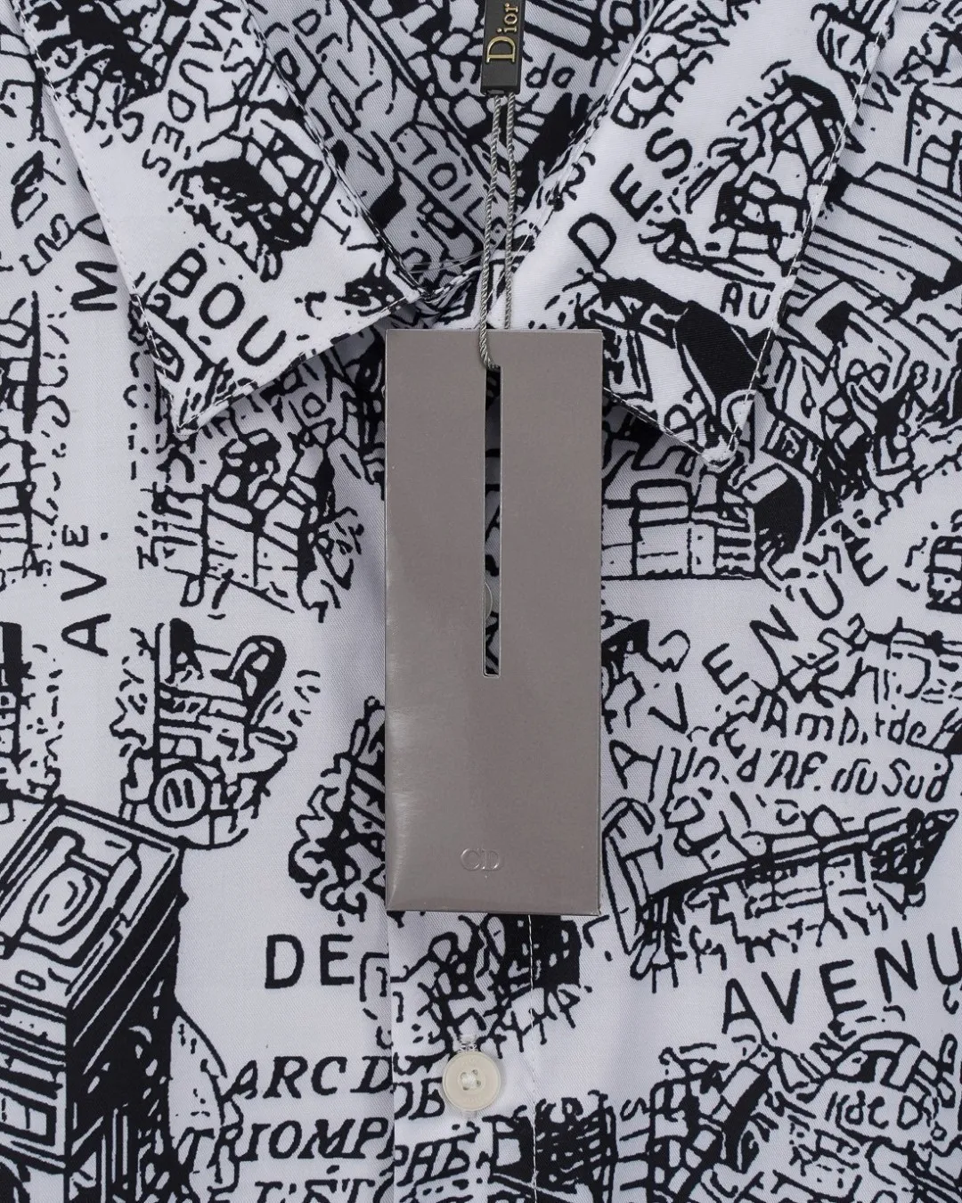 🅿️296 DIOR Dior's hot style is coming. Paris map architectural elements digitally printed long-sleeved shirt. 2025ss official website new long-sleeved shirt. Beautifully printed logo. High-end version. Customized fabrics at the counter. Highly breathable and comfortable. Seiko production. Impeccable detail processing. Customized logo engraved buttons. Three complete labels. Brand element design concept reflects high quality. It feels delicate and soft! It presents a casual cut and the upper body shape is great! 🐍Size: M-XXL